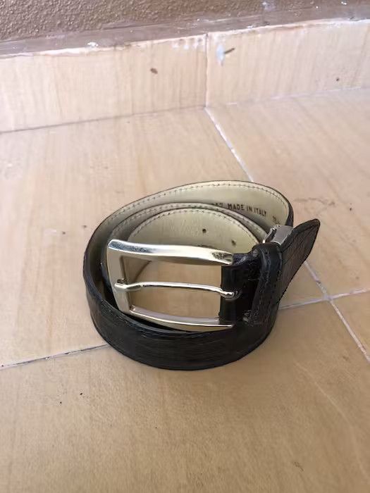 Genuine Leather Vintage Genuine Leather Buckle Belt Size ONE SIZE - 2 Thumbnail