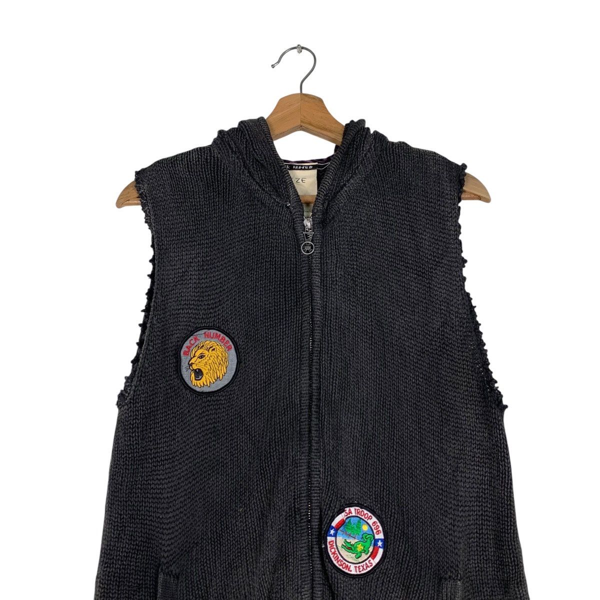 Japanese Brand BACK NUMBER Sleeveless Zipper Hoodies Vest #1227-C55 Size US M / EU 48-50 / 2 - 2 Thumbnail