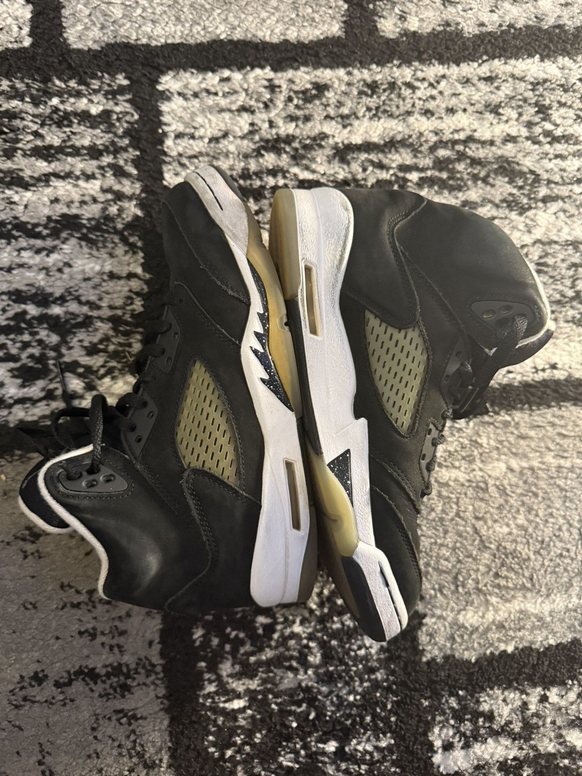 Jordan Brand “Oreo” Jordan 5’s Size US 7 / EU 40 - 2 Thumbnail