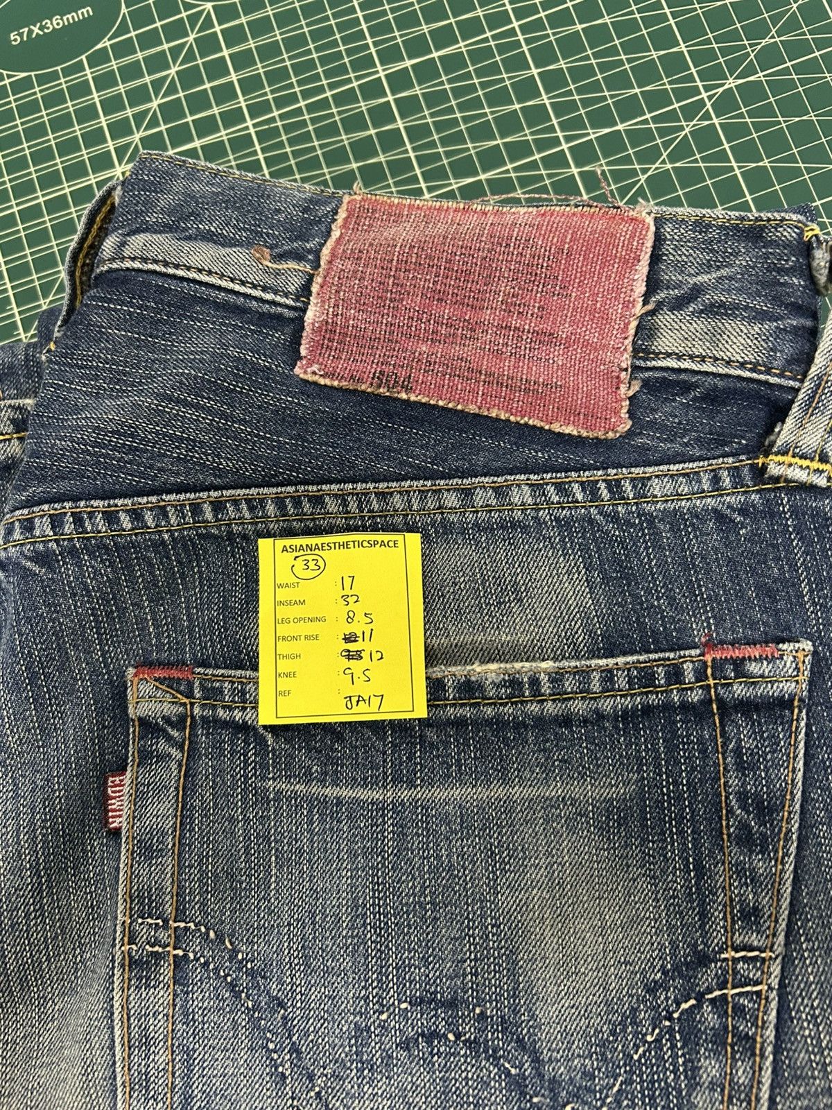 Edwin Vintage Edwin 504 Baggy Unique Stitching Blue Washed Size US 33 - 16 Thumbnail