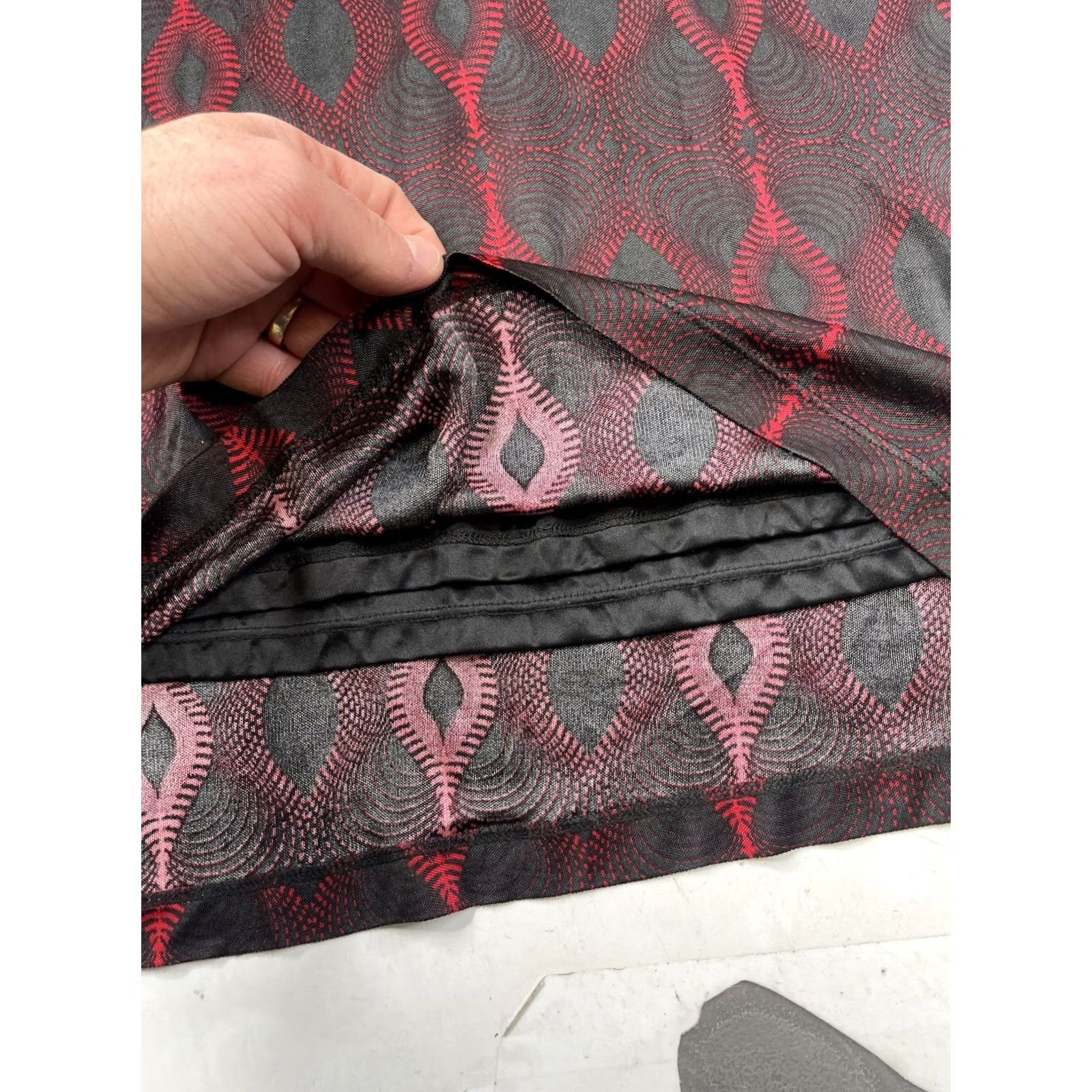 Custo Barcelona VINTAGE Custo Barcelona Dress Black Red Geometric Long Sleeve Turtleneck 4 Women Size S / US 4 / IT 40 - 4 Thumbnail