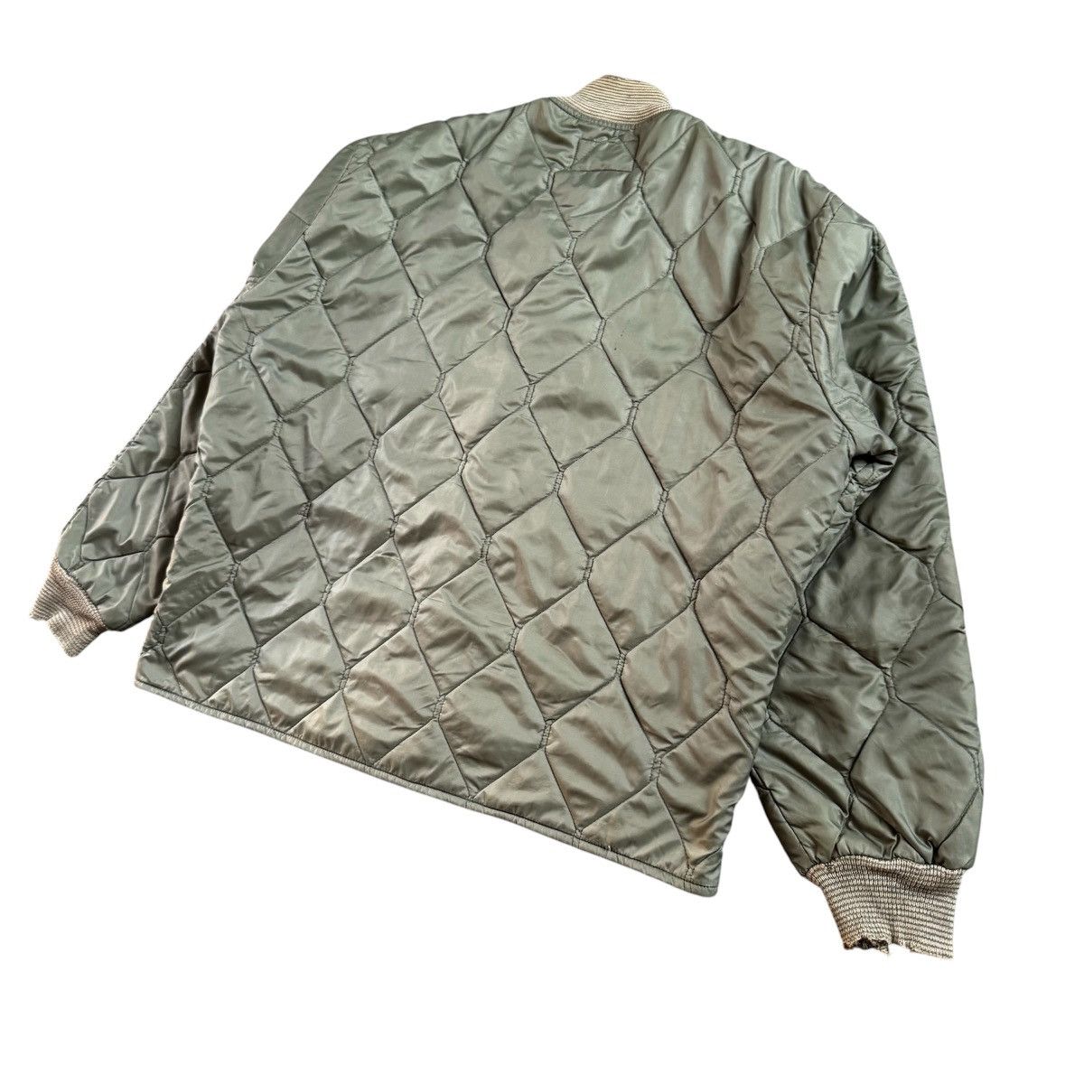 Vintage VTG 1964 US Air Force CWU-9/P Quilted Flying Jacket Liner Size US L / EU 52-54 / 3 - 7 Thumbnail
