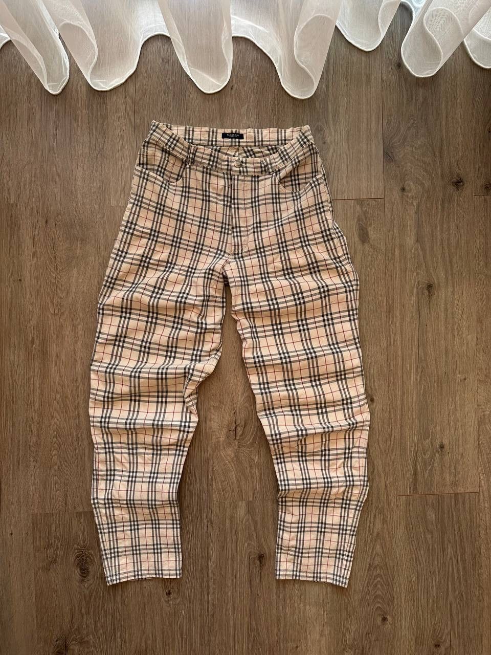Burberry × Vintage Vintage Burberry Beige Nova Check Pants Size US 31 - 2 Thumbnail