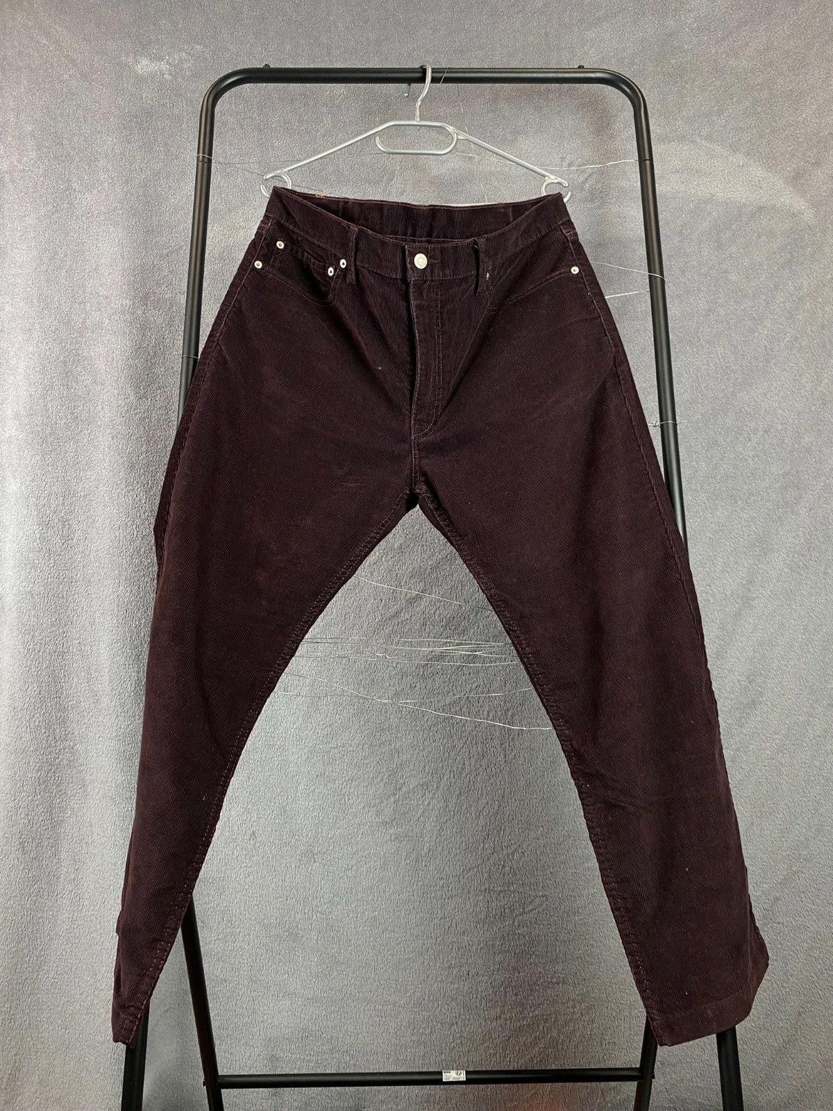 Levi's Levi’s Corduroy Pants Burgundy Straight Leg 38/30 Size US 38 / EU 54 - 1 Thumbnail