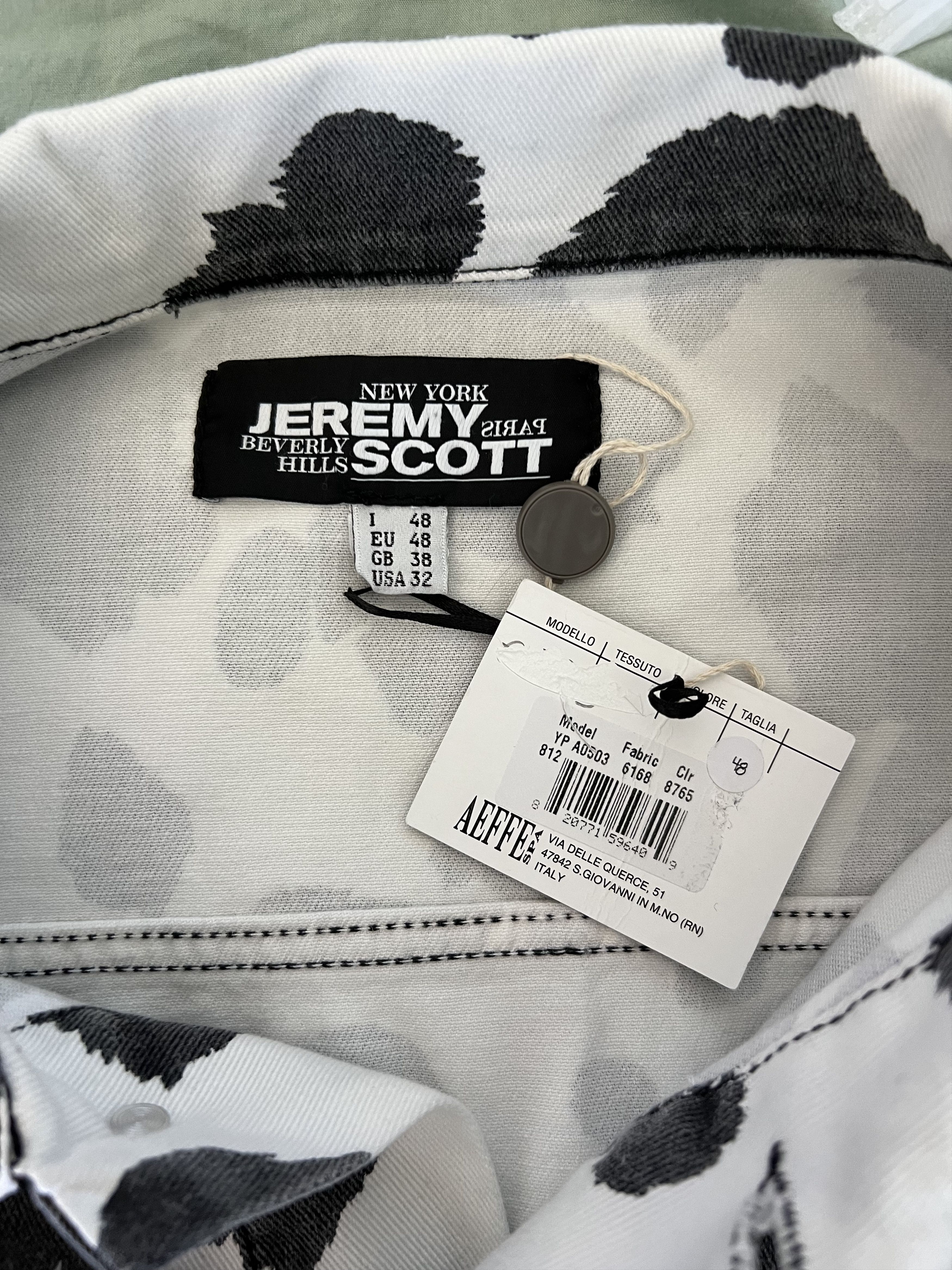 Jeremy Scott Jeremy Scott Cow Print Denim Jacket in White Black Size US M / EU 48-50 / 2 - 8 Thumbnail