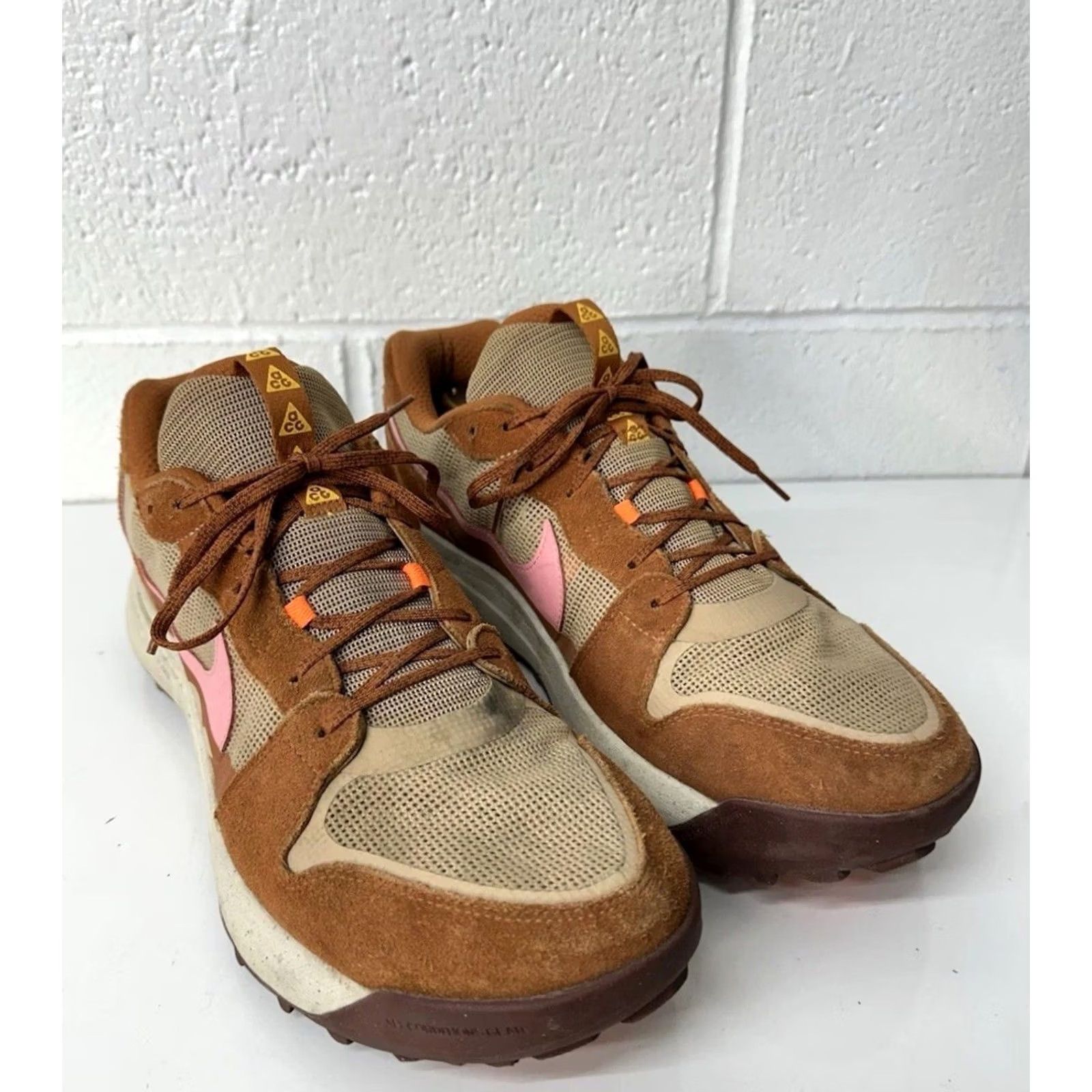 Nike Nike ACG Lowcate Sneaker DM8019-201 Hemp/Dark Russet/Total Orange/Coral Chalk Mens Size 14 Size US 14 / EU 47 - 3 Thumbnail