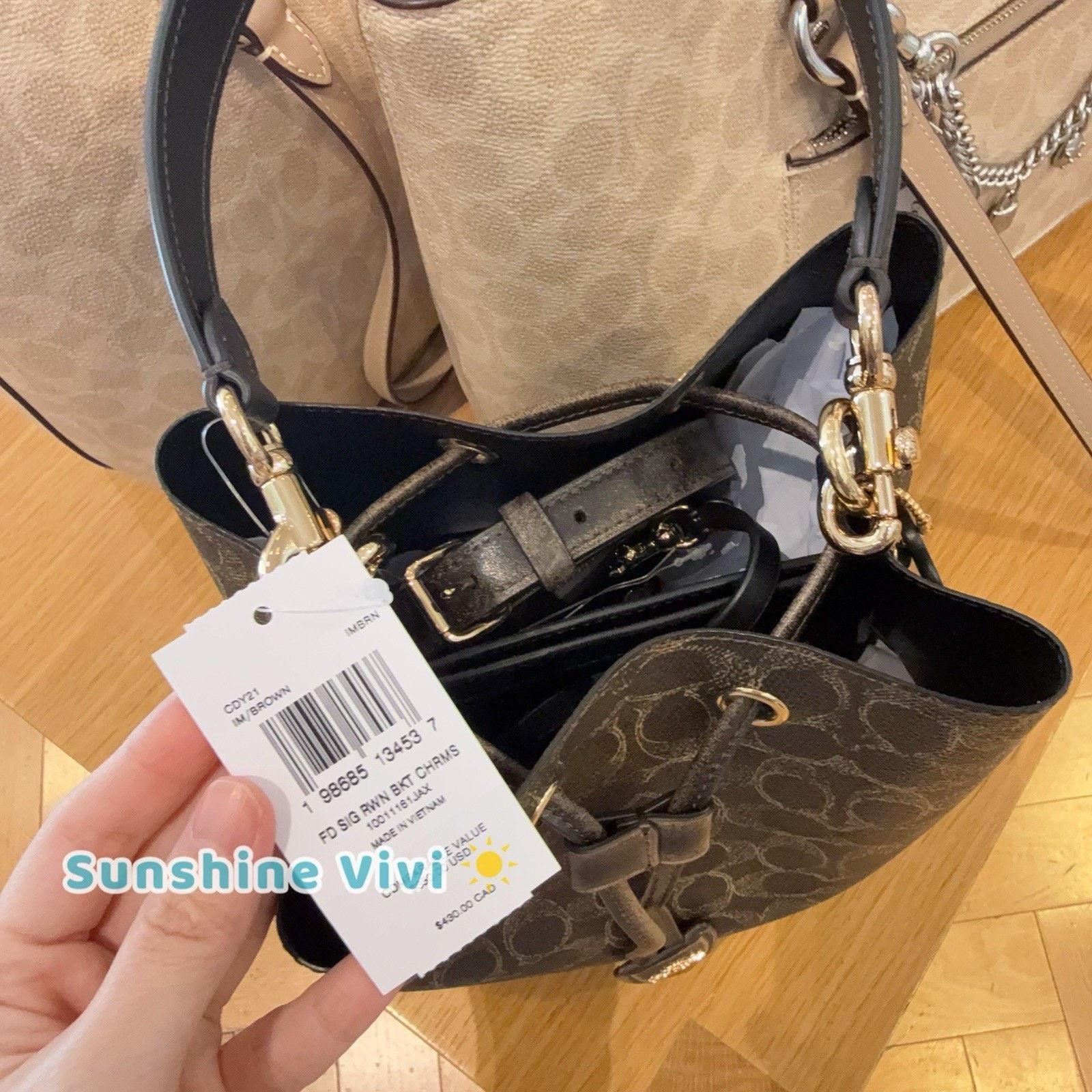 Coach NWT Coach Rowan Bucket Bag Loved Charms Gold/Brown CDY21 Size ONE SIZE - 6 Thumbnail