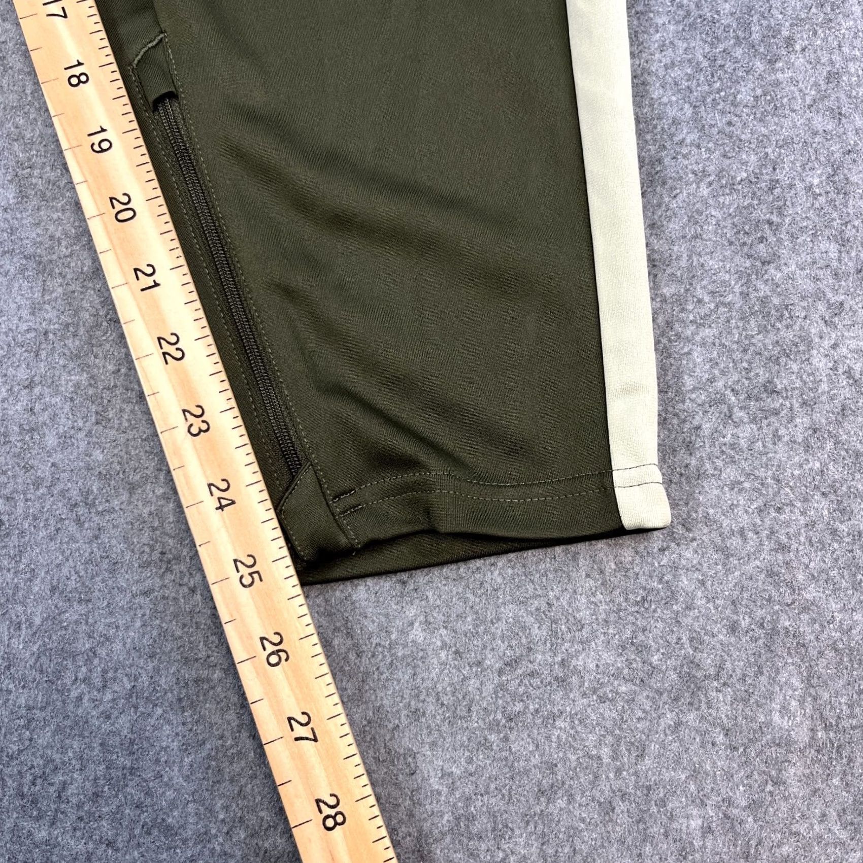 Puma PUMA Mens Tracksuit Bottoms Sweat Joggers Green XL Drycell Woven Trousers Pockets Regular Comfortable Casual Gym & Training Mens Size 46R - 4 Thumbnail