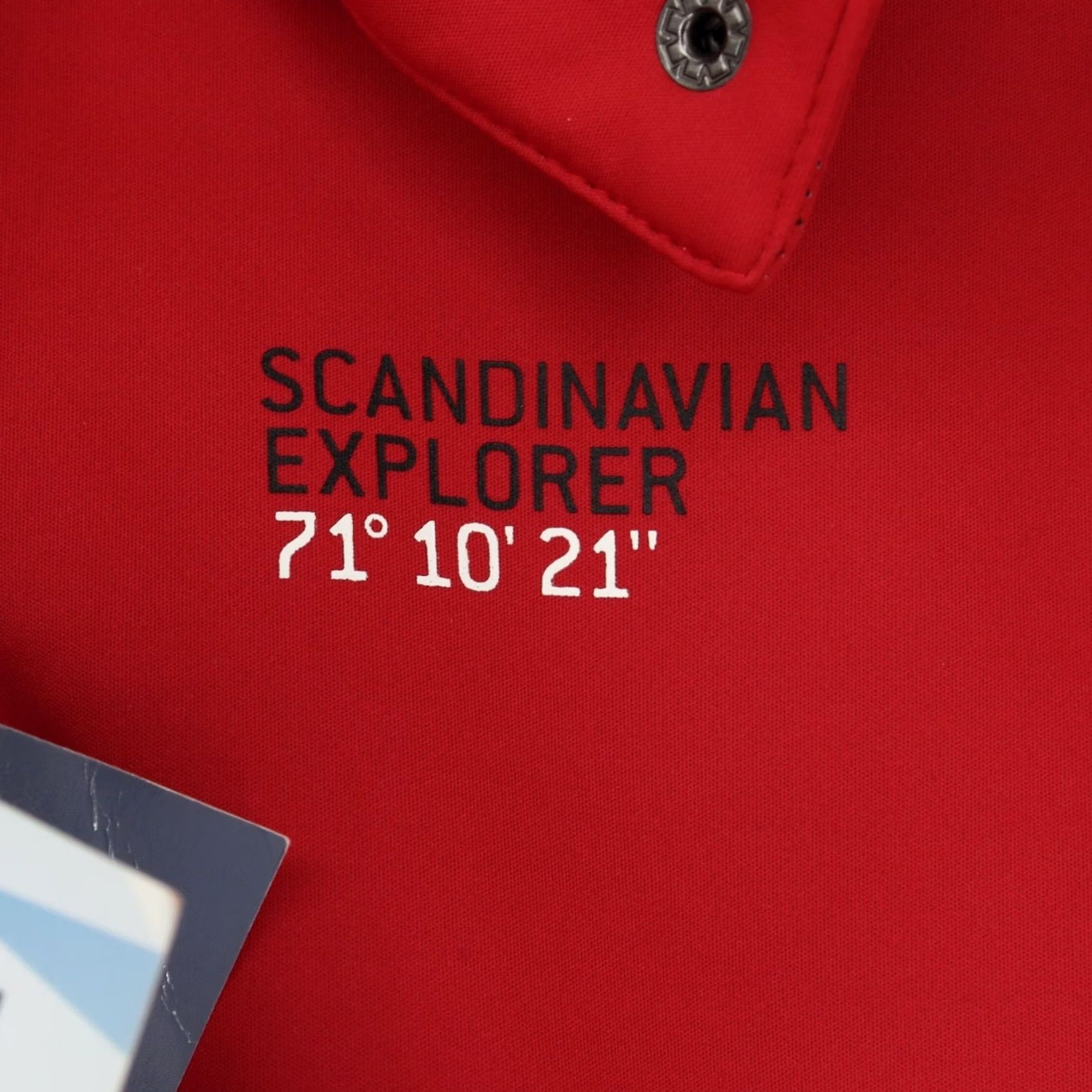 Vintage SCANDINAVIAN EXPLORER Jacket Unisex Adults XS Red Softshell Hooded Windbreaker Coat 2 In 1 Zip Pockets NWT Size XS / US 0-2 / IT 36-38 - 6 Thumbnail
