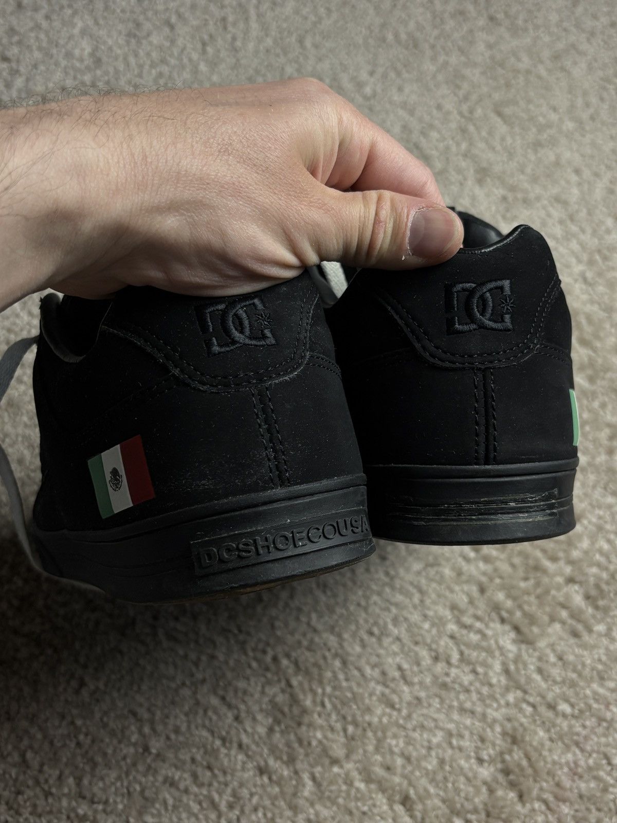 DC DC Pure Skate Low Mexico Sneakers Skateboard Shoes Vintage Size US 10 / EU 43 - 7 Thumbnail