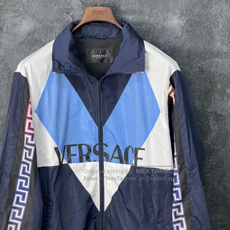 Versace Versace Monogram print sports top Size US M / EU 48-50 / 2 - 3 Thumbnail