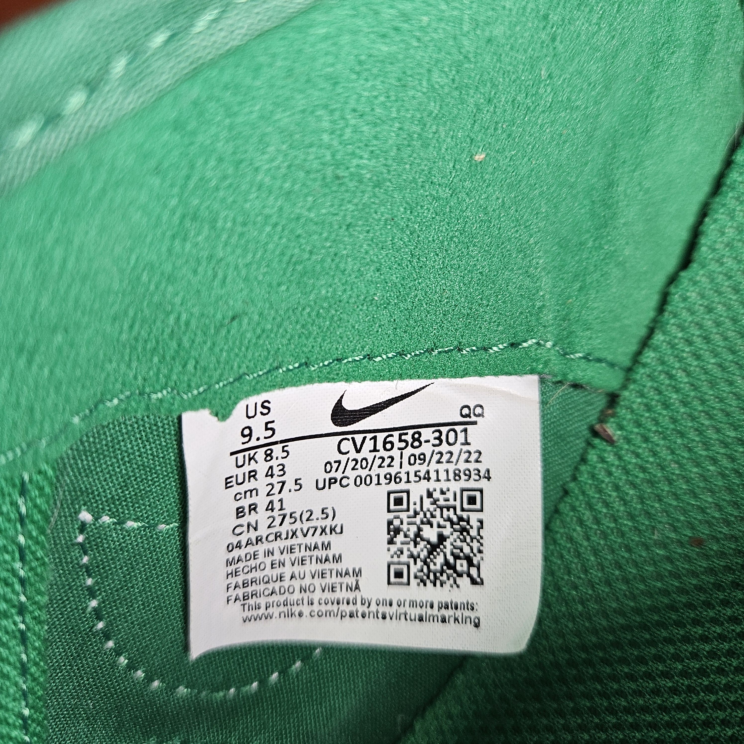 Nike Nike SB M9.5/W11 Sneakers BLZR Court Lucky Green Canvas Size US 9.5 / EU 42-43 - 9 Thumbnail