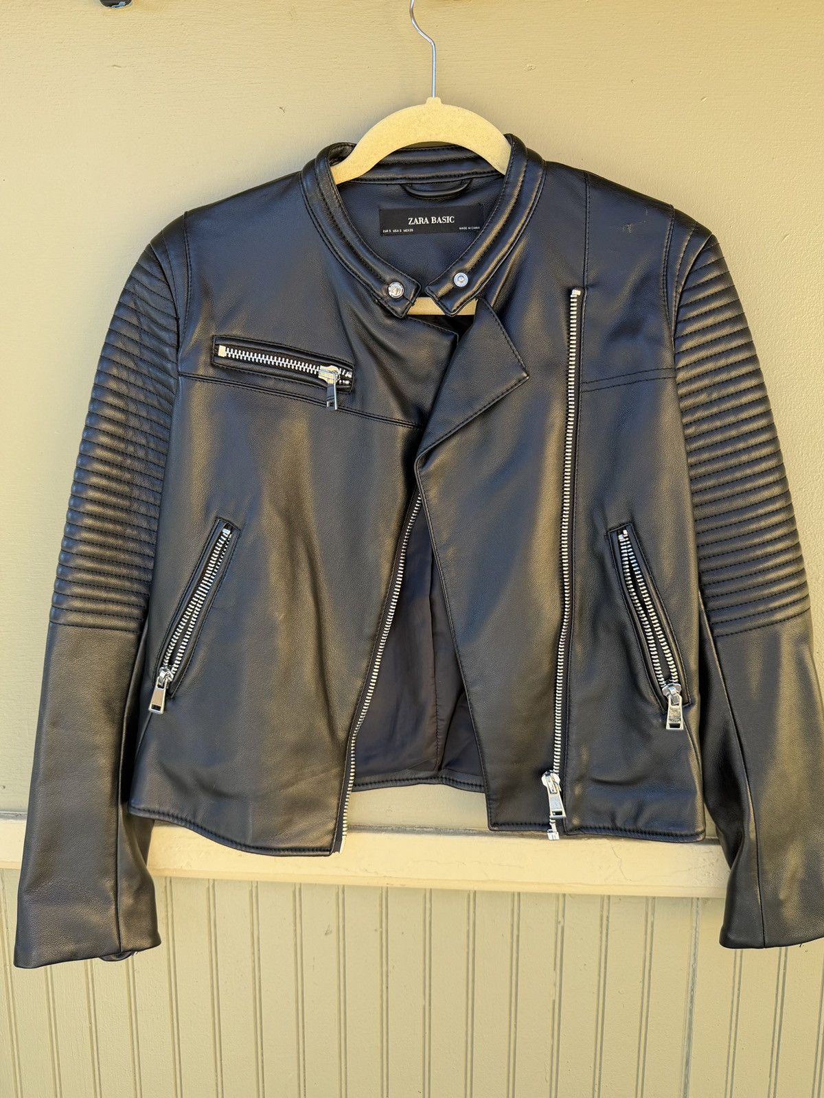 Zara Zara faux leather Size S / US 4 / IT 40 - 1 Thumbnail