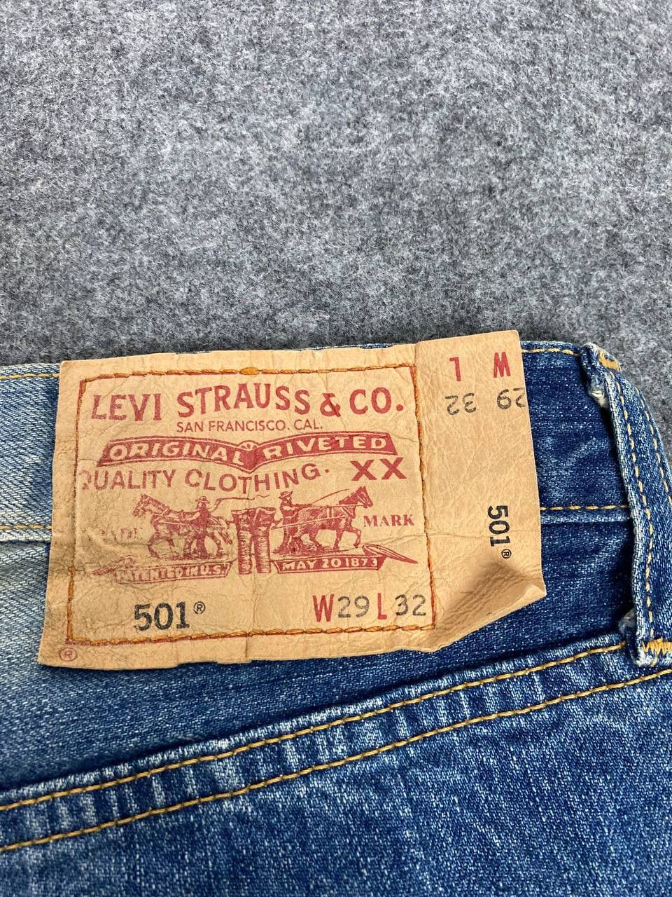 Levi's vintage 90s levis 501 distressed denim nice design Size US 31 - 6 Thumbnail