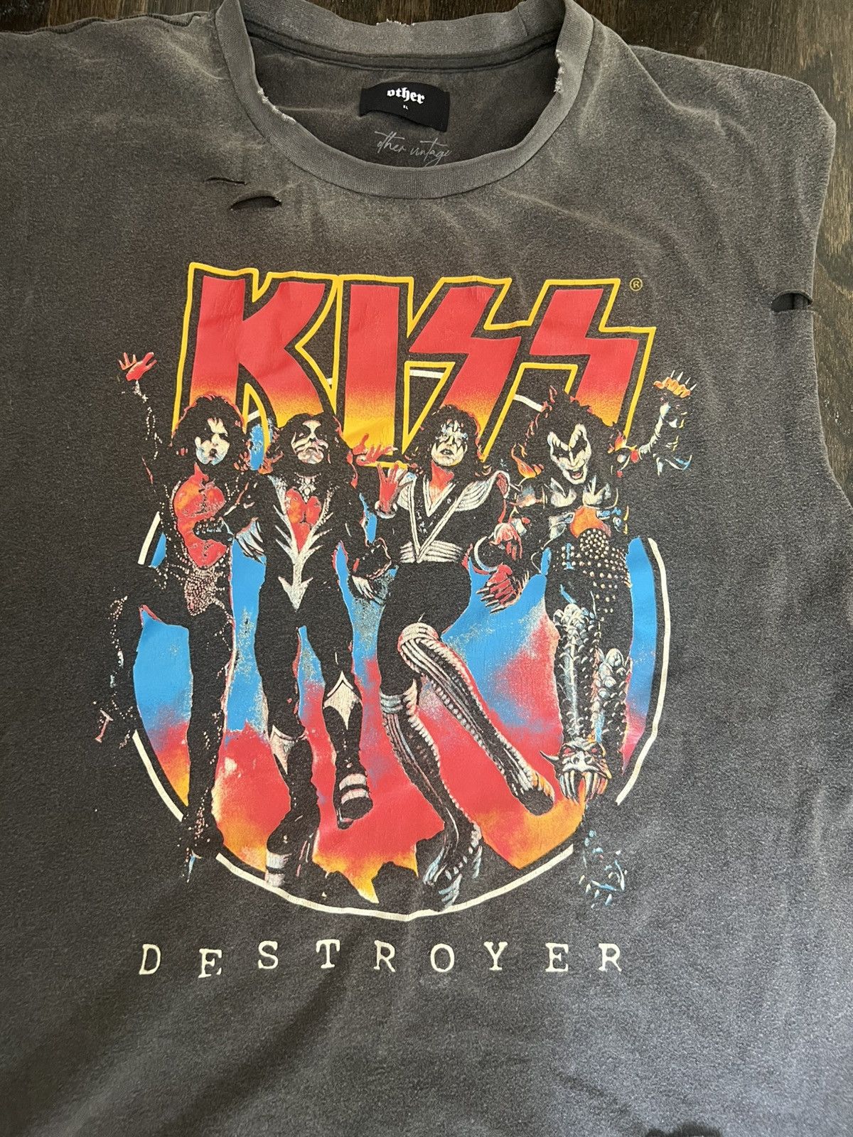 Vintage Kiss ripped vintage tank Size US XL / EU 56 / 4 - 4 Thumbnail