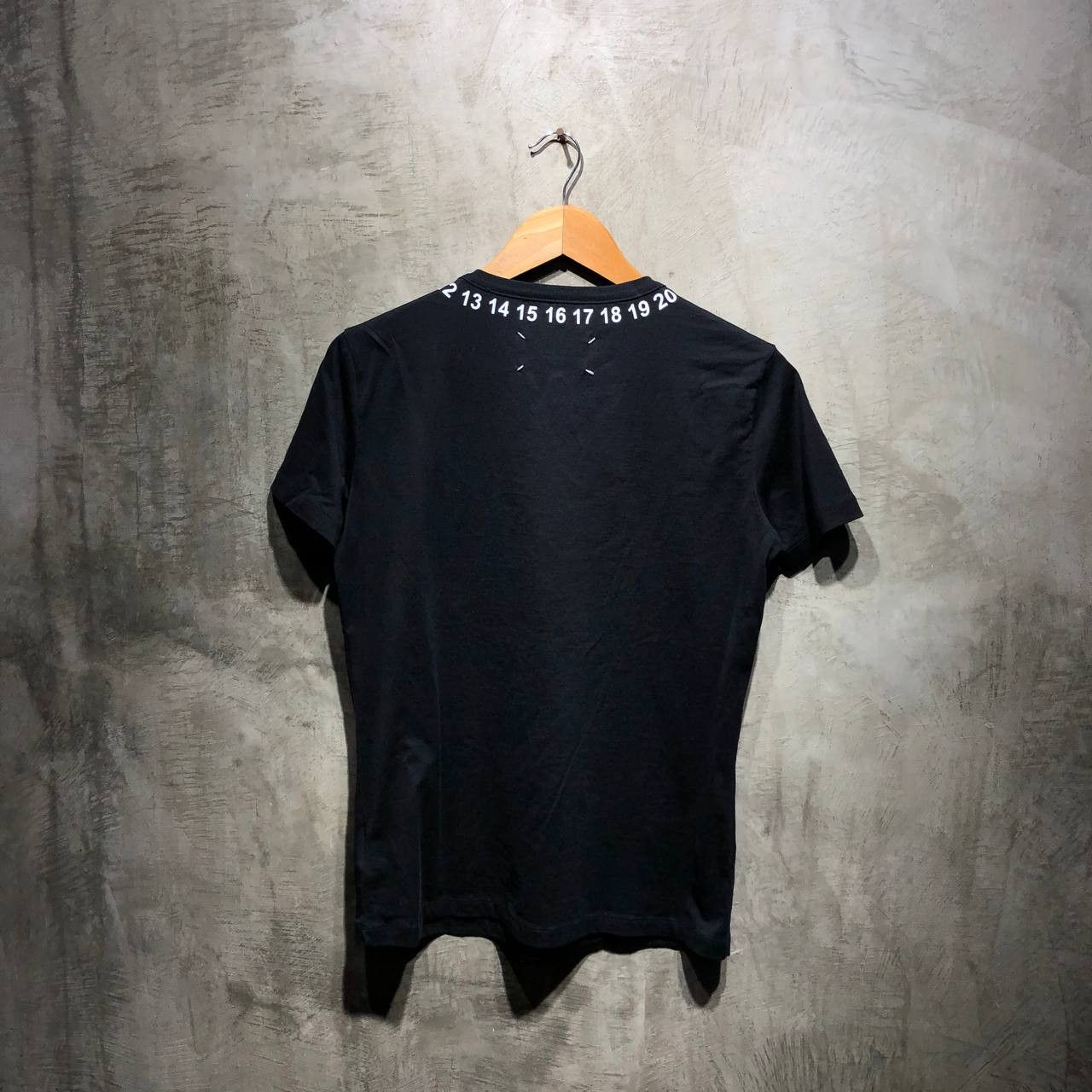 Maison Margiela Maison Margiela Line 1 Numbers bottom tee Size S / US 4 / IT 40 - 5 Thumbnail
