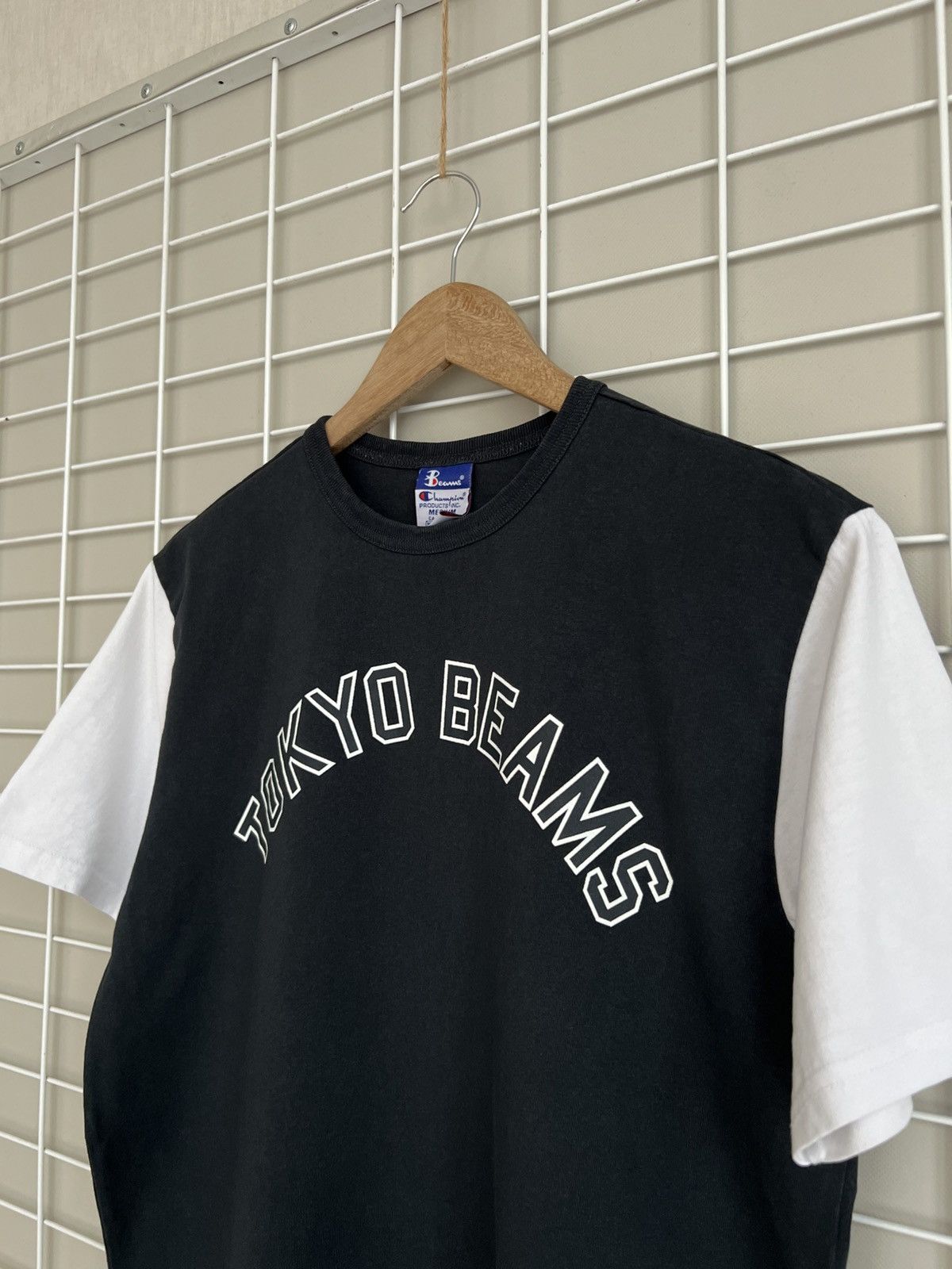 Beams Japan × Champion Beams x Champion T-Shirt Mens Size M Tokyo Beams Crew Neck Size US M / EU 48-50 / 2 - 4 Thumbnail