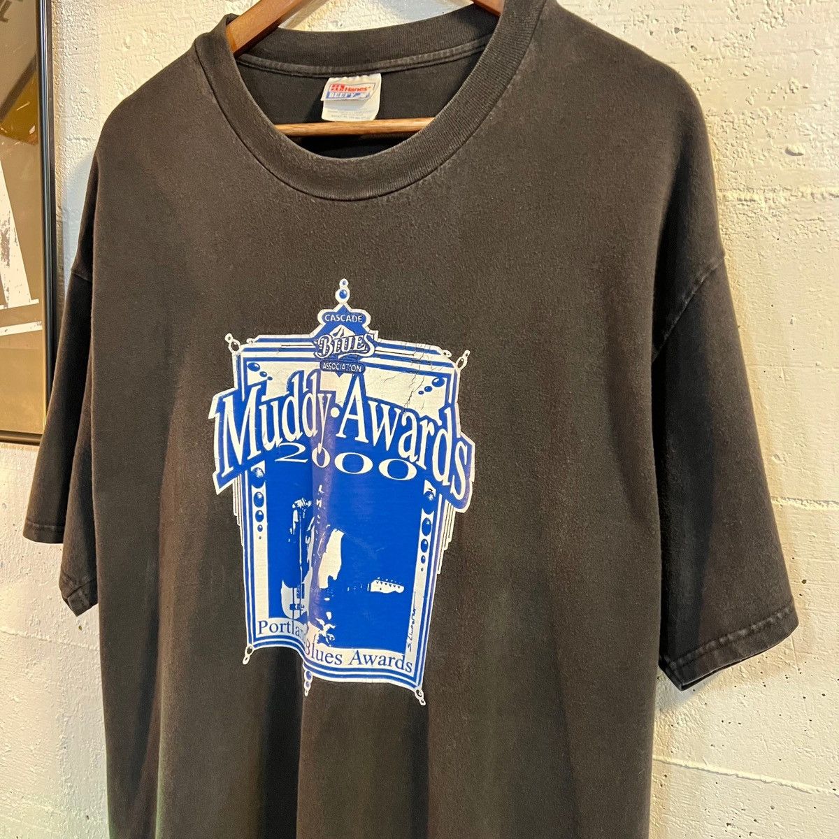 Vintage Vintage 2000 Cascade Blues Portland's ‘Muddy’ Awards T-Shirt Size US XL / EU 56 / 4 - 3 Thumbnail