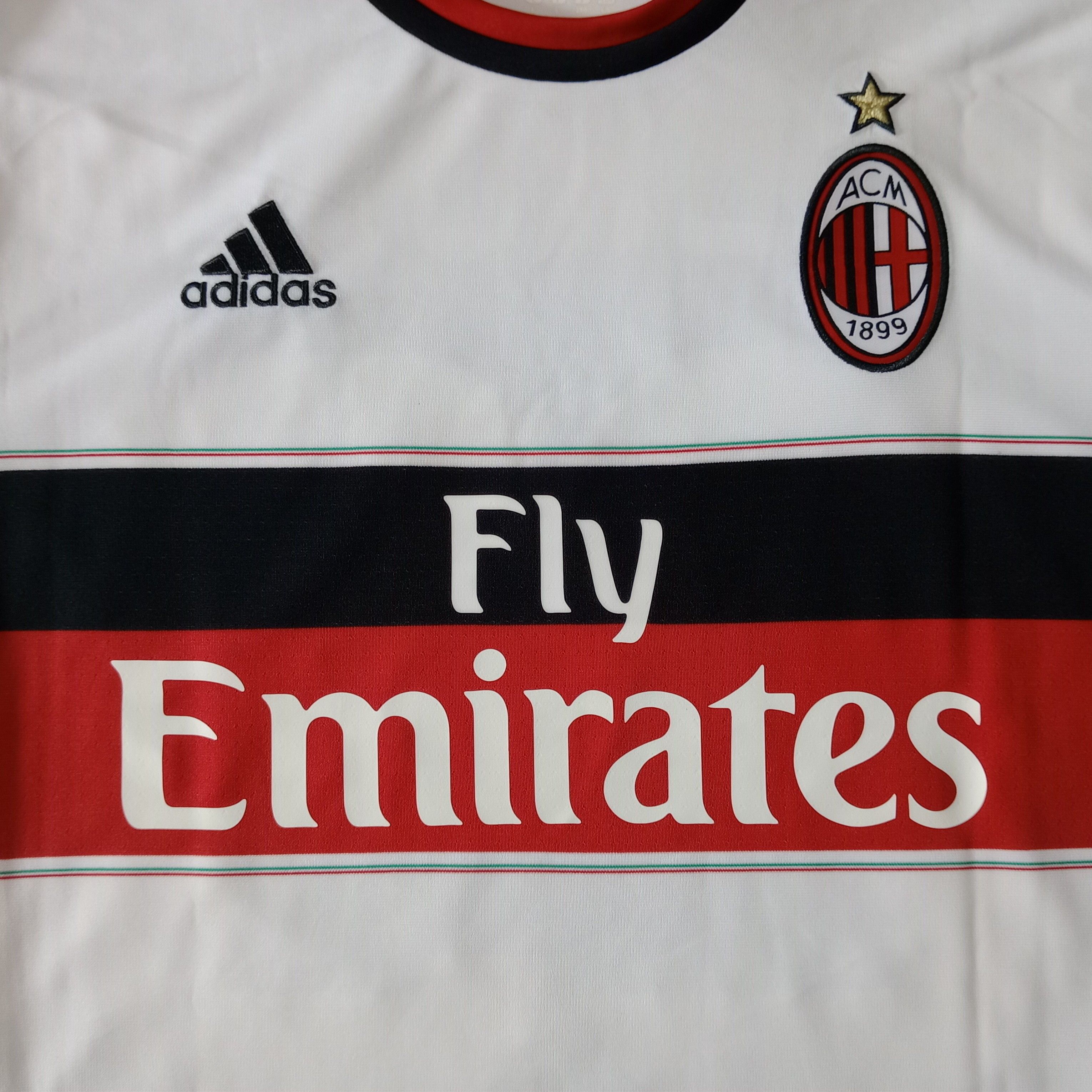 Adidas AC Milan 2012-2013 Away Jersey Massimo Ambrosini 23 Size US L / EU 52-54 / 3 - 3 Thumbnail