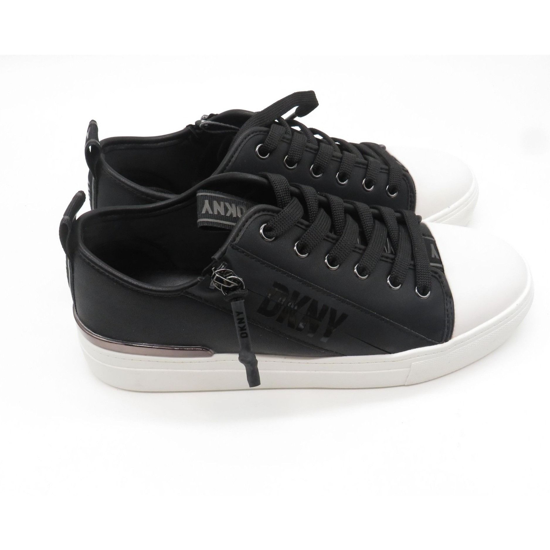 DKNY DKNY Women's Black White Low-Top Sneakers 8M Leather Man-Mad Size US 8 / IT 38 - 7 Thumbnail