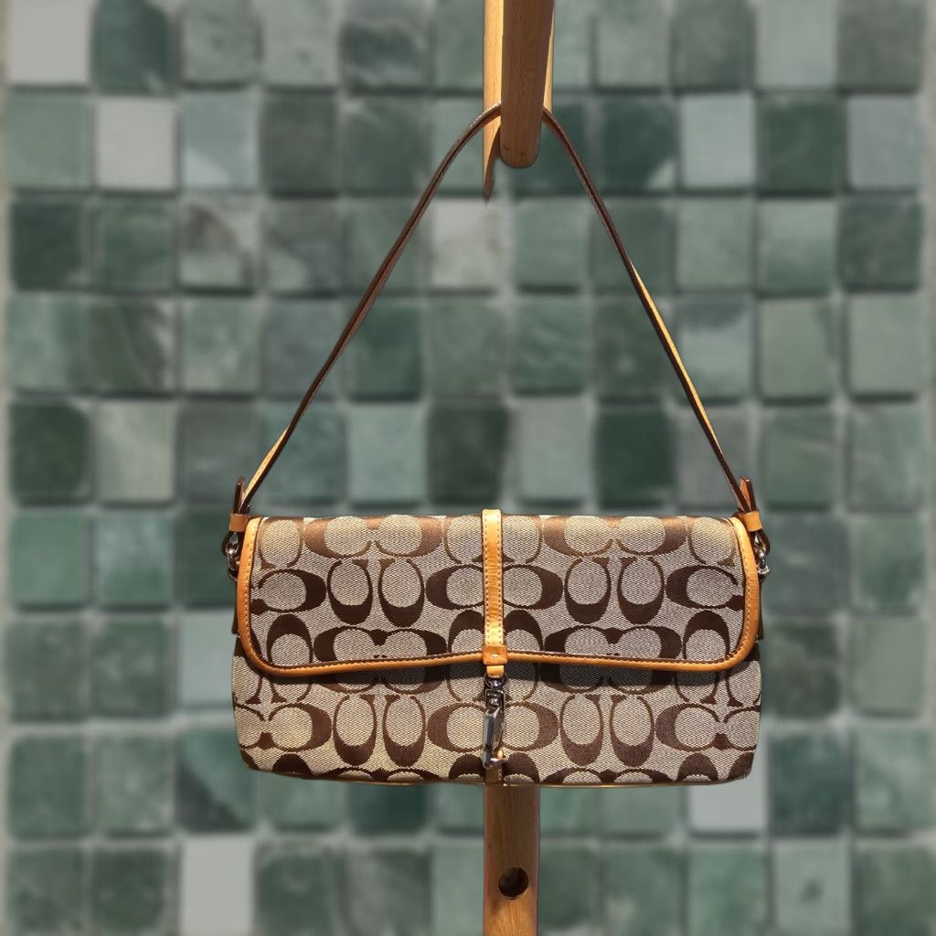 Coach VINTAGE COACH 6348 SIGNATURE JACQUARD X LEATHER DEMI HANDBAG Bag Women Beige Leather Crossbody Strap Clutch 10in 6in Size ONE SIZE - 1 Thumbnail