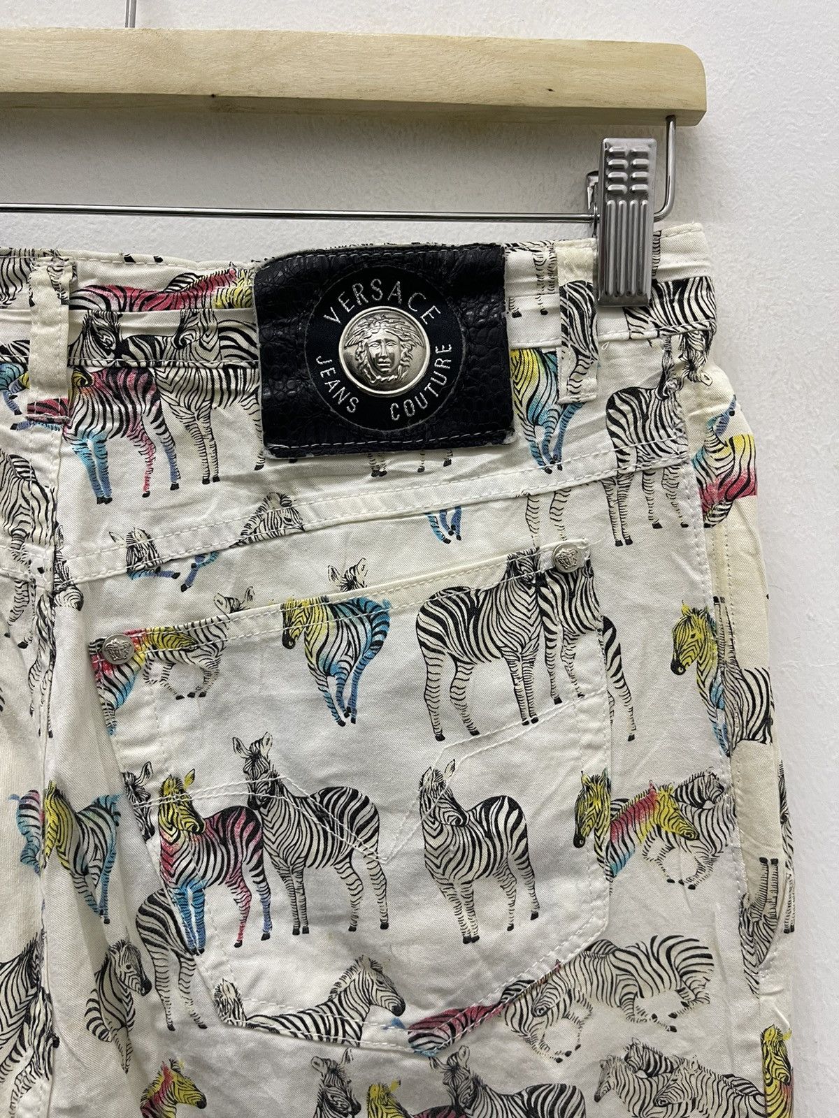 Versace Rare Vintage VERSACE JEANS COUTURE Rainbow Zebra All Over Size US 30 / EU 46 - 4 Thumbnail