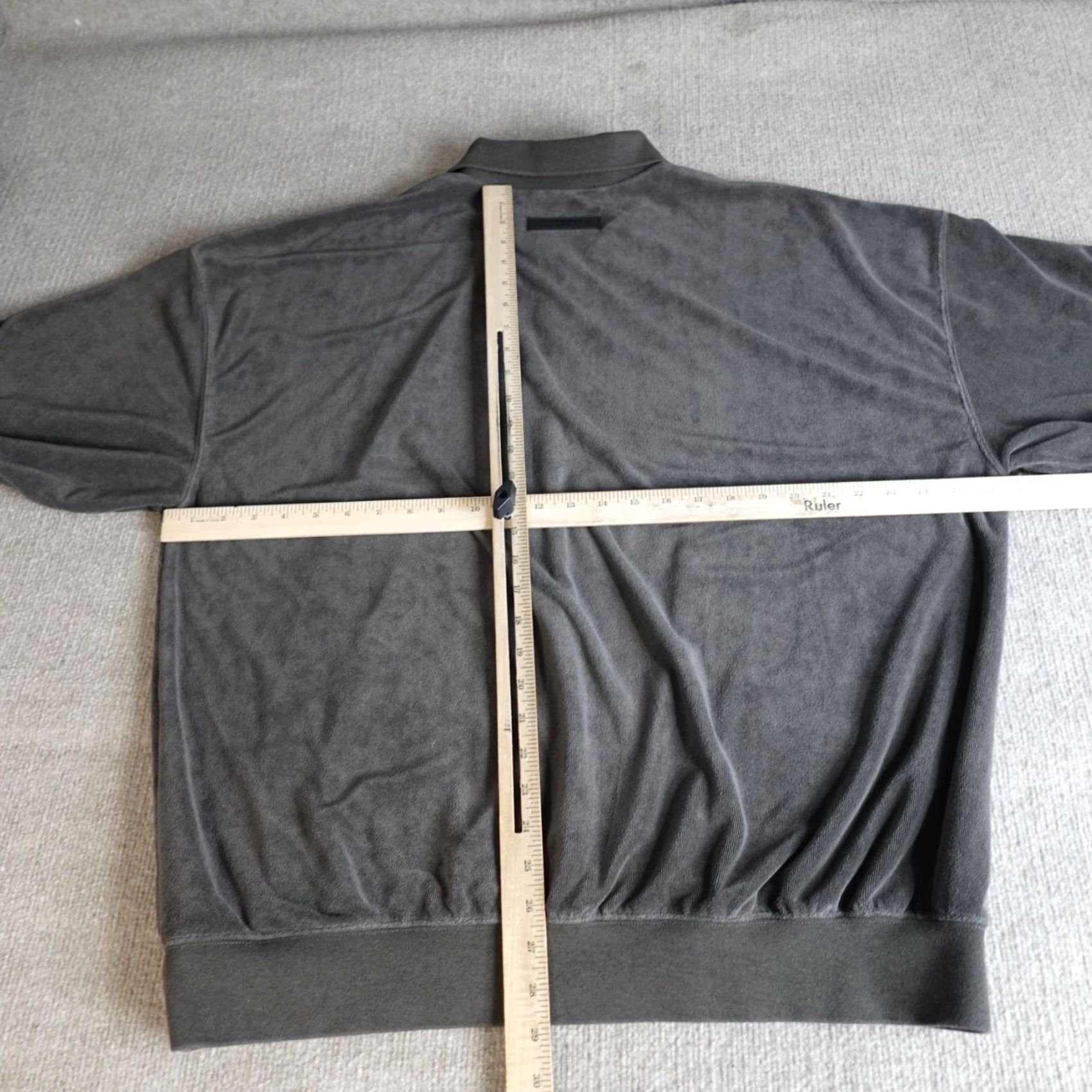 Fear of God Fear of God Essentials Polo Shirt XL Gray Solid Terry Cotton Blend Button-Down Collar Mens Polo Shirt Size US XL / EU 56 / 4 - 2 Thumbnail