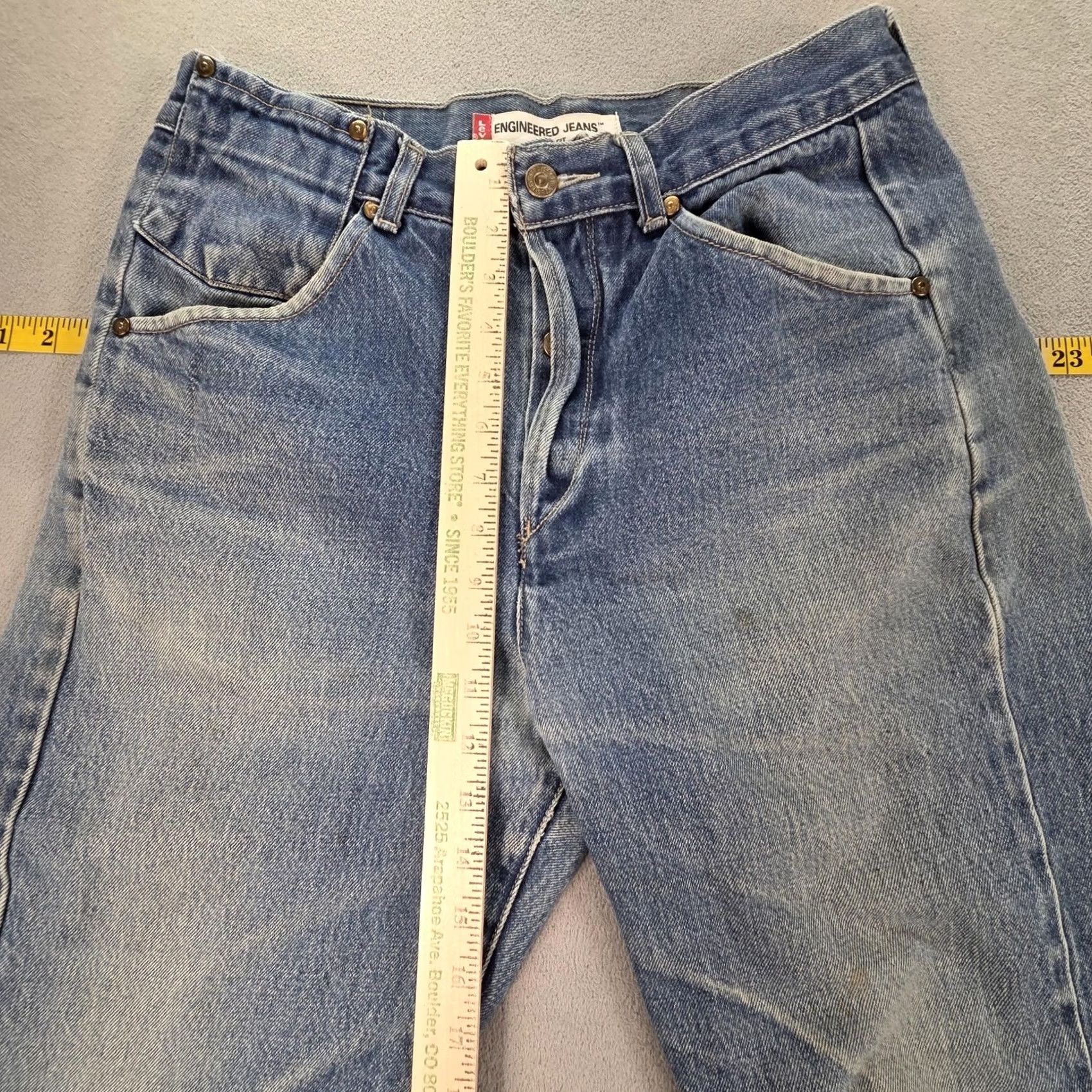 Levi's VTG Levi's Engineered Jeans Mens Light Wash Straight 29x28 Distressed Pockets Vintage Denim Button Fits 29 Mens Clothing Jeans Size US 29 - 7 Thumbnail