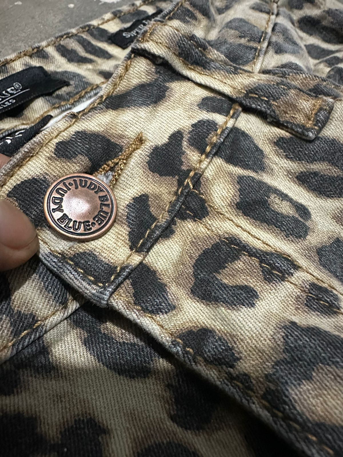Other Judy Blue Super Flare Leopard Pants Size US 28 / EU 44 - 8 Thumbnail
