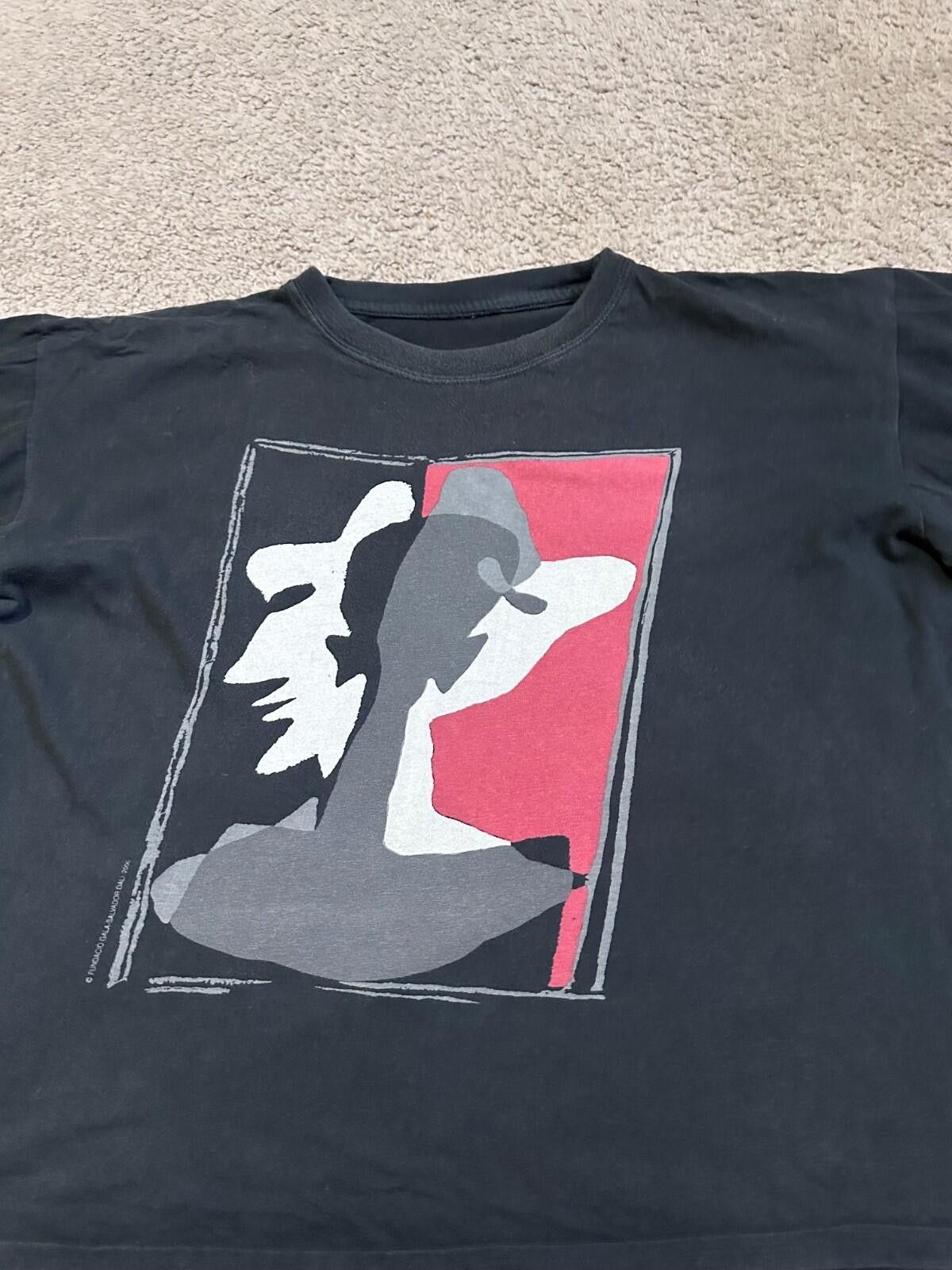 The Unbranded Brand Savador Dali Fundacio Gala 2000 T Shirt ART Vintage Siz L-XL Size US L / EU 52-54 / 3 - 4 Thumbnail