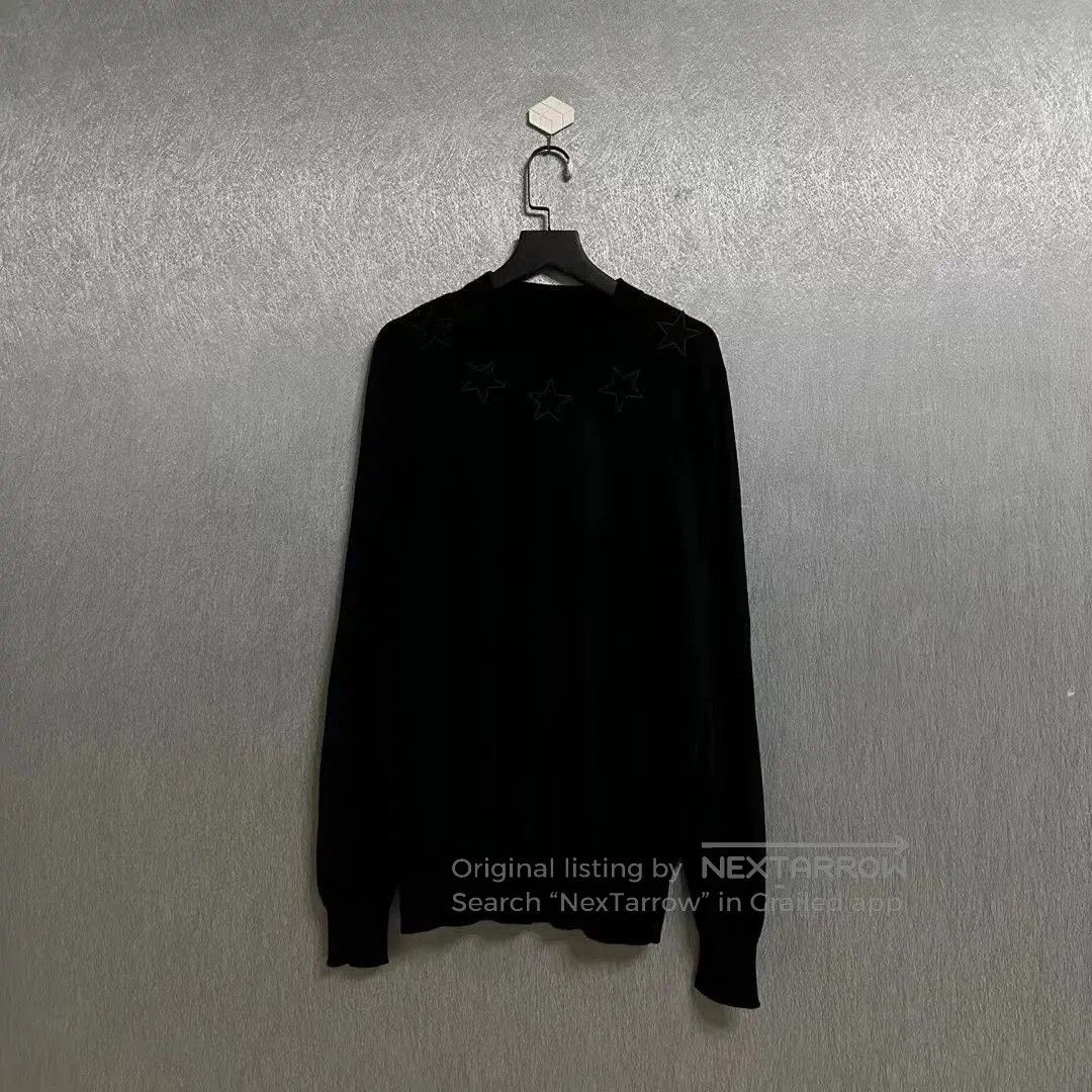 Givenchy Givenchy Star Sweater Size M. Size US M / EU 48-50 / 2 - 1 Thumbnail