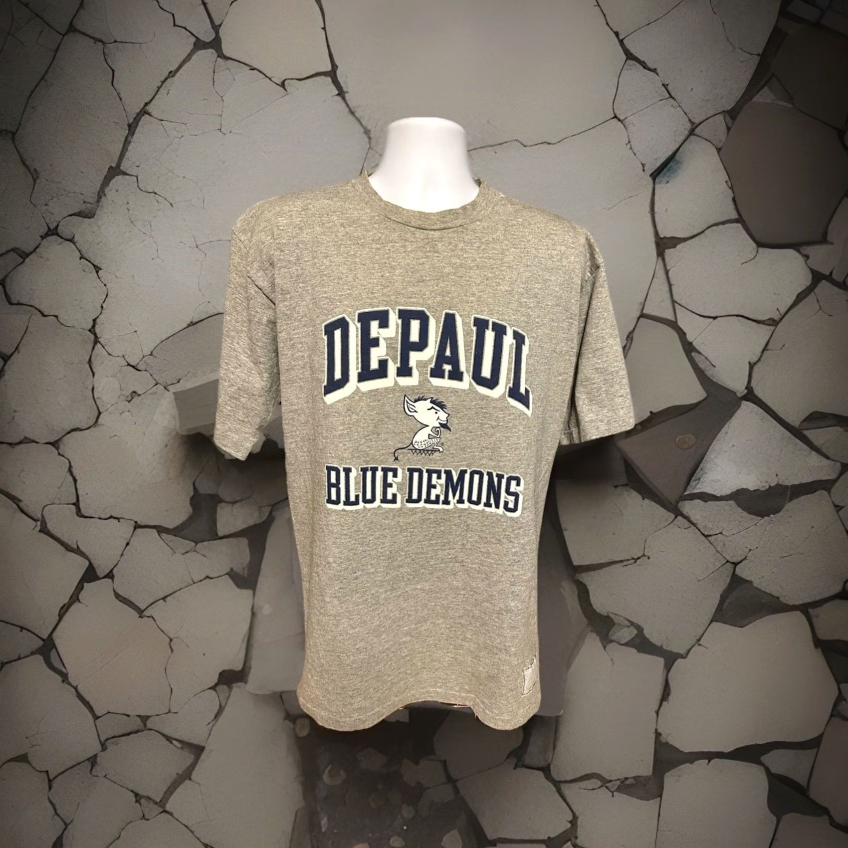 Russell Athletic VTG DePaul University Blue Demons Shirt Men XL Heather Gray Short Sleeve USA Size US XL / EU 56 / 4 - 3 Thumbnail