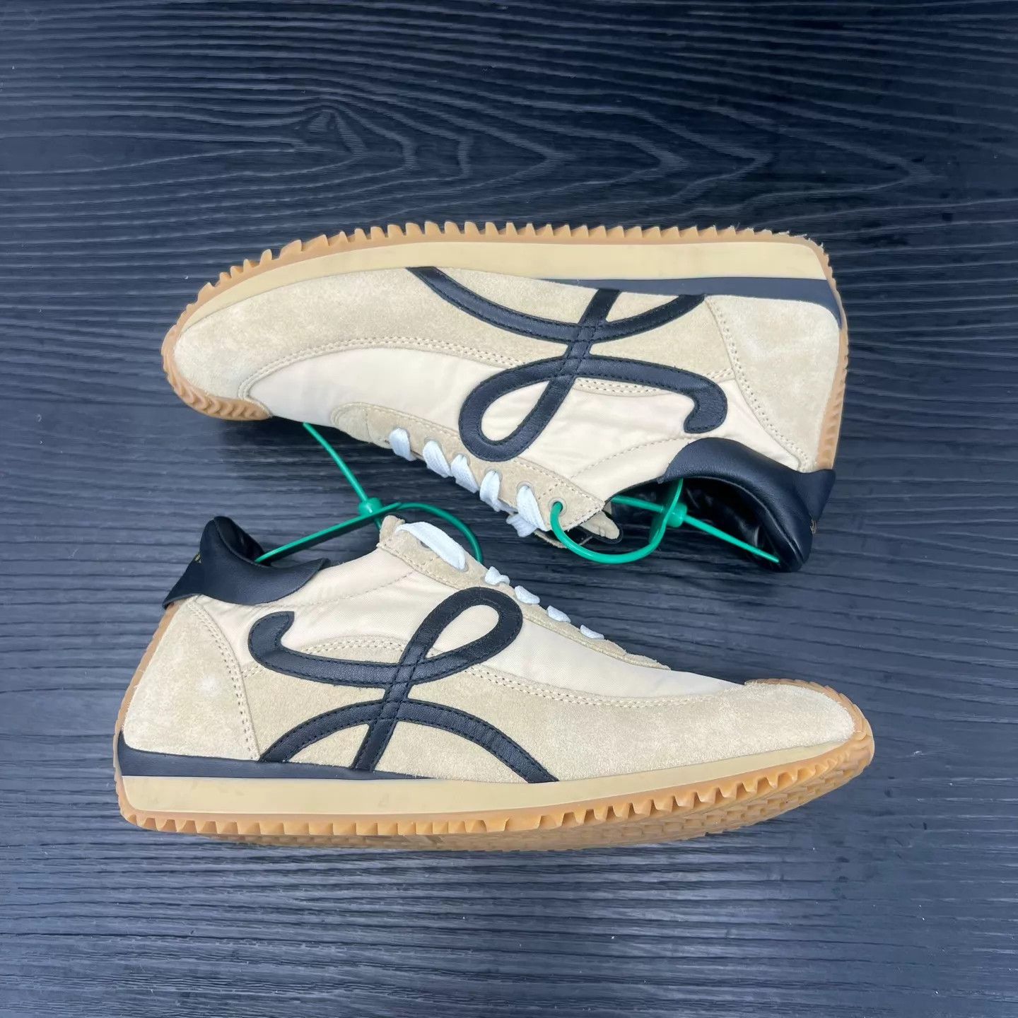 Loewe Loewe Runner black brown 38 like new Size US 7.5 / IT 37.5 - 4 Thumbnail