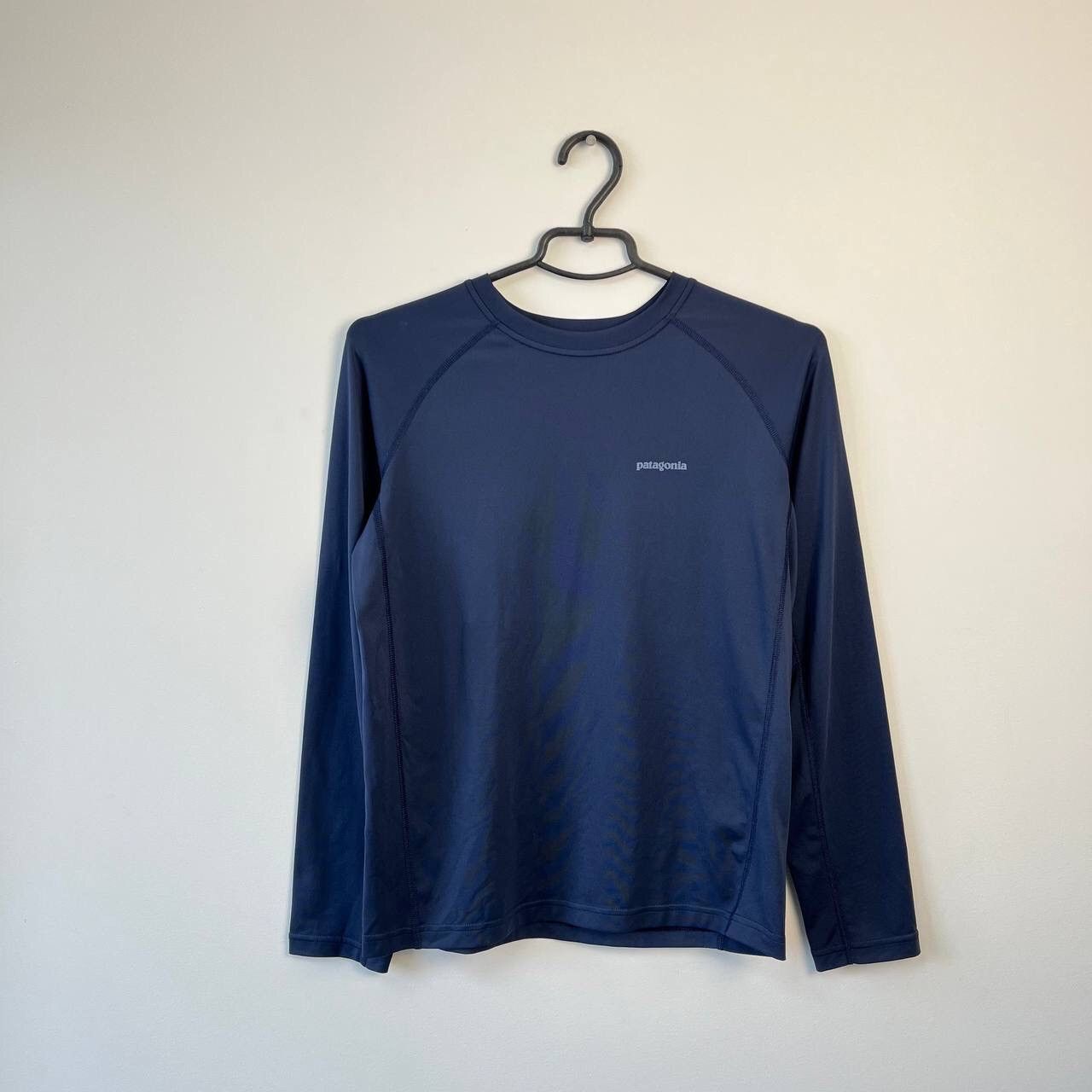 Vintage Vintage 90s Patagonia Big Logo LongSleeve Shirt Size XS-S Size US XS / EU 42 / 0 - 8 Thumbnail