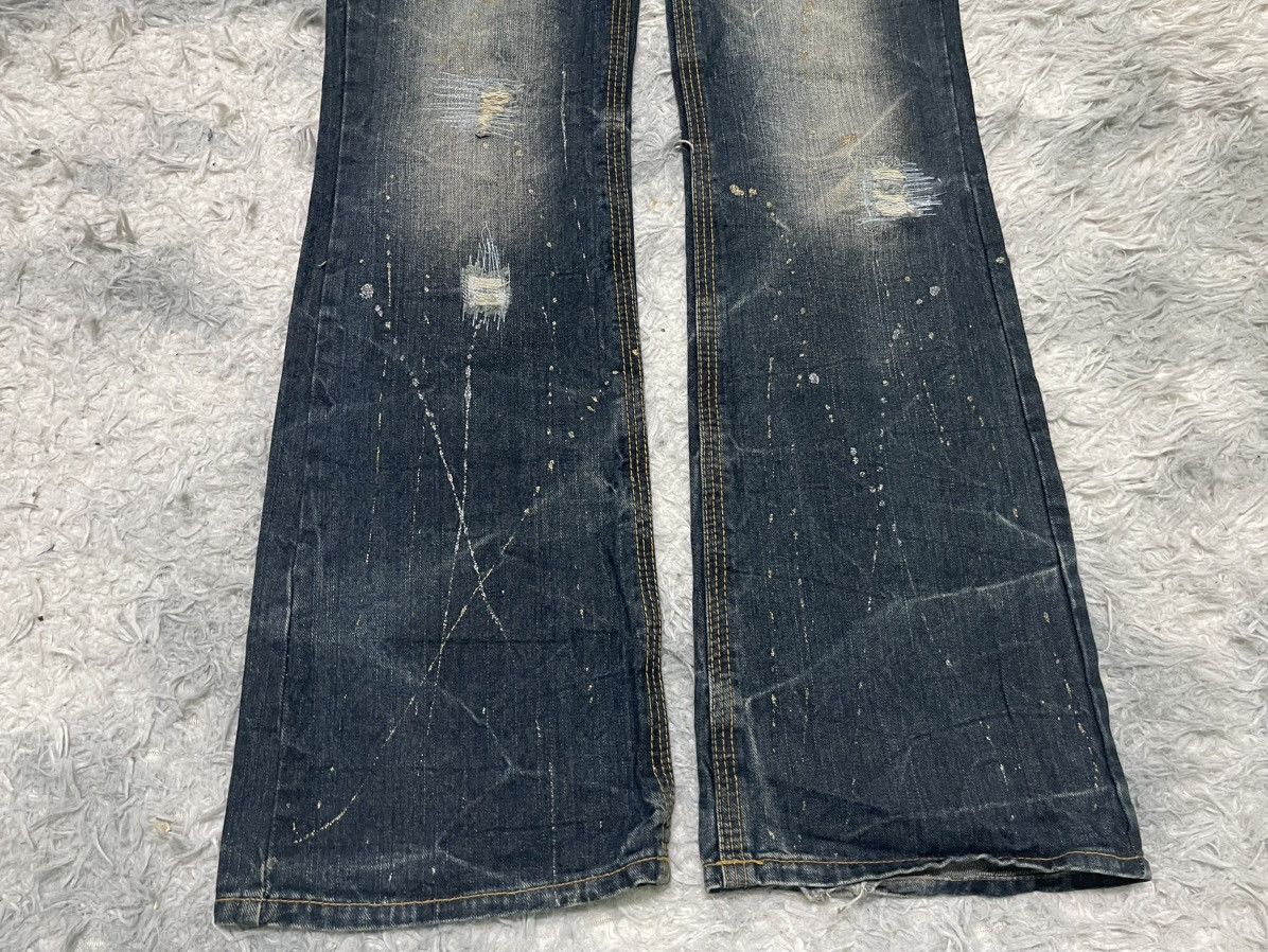 20471120 2000s JAPANESE-BRAND FLARE EMBROIDERED SKULL JEANS Size US 33 - 3 Thumbnail