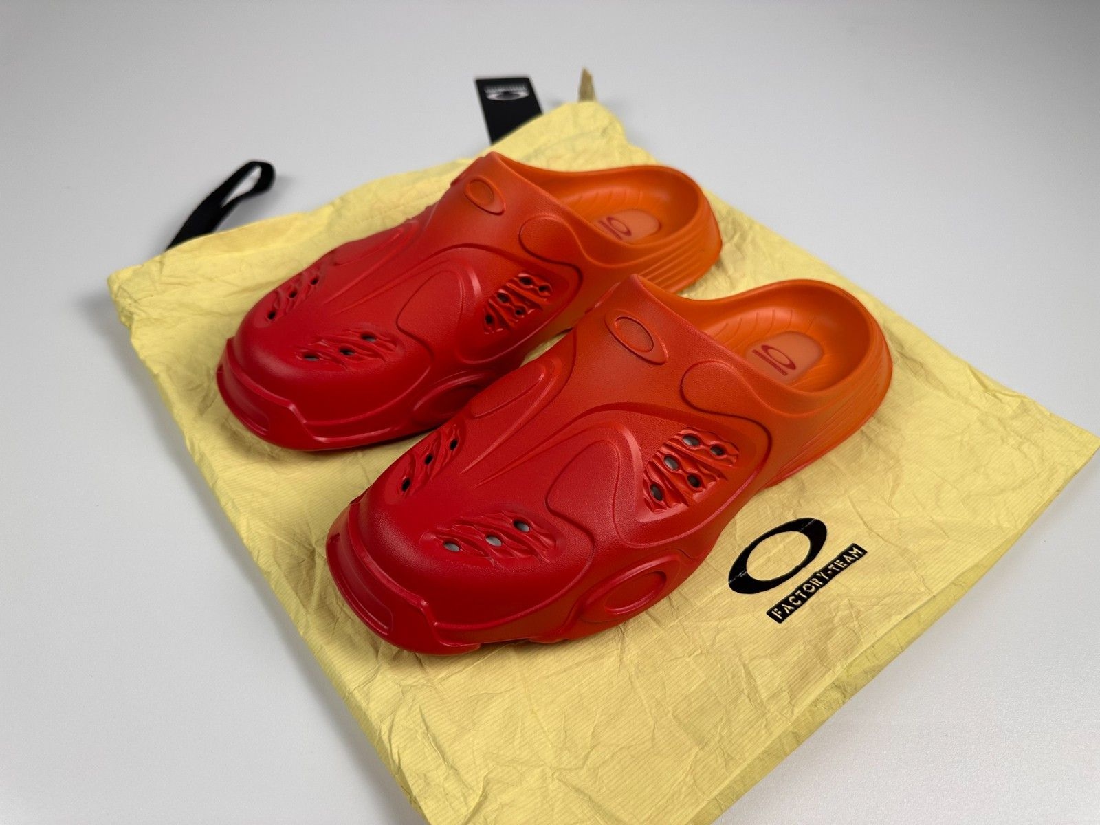 Oakley Oakley Factory Team x Brain Dead Paguro slide US9 EU42.5 Size US 9 / EU 42 - 1 Thumbnail