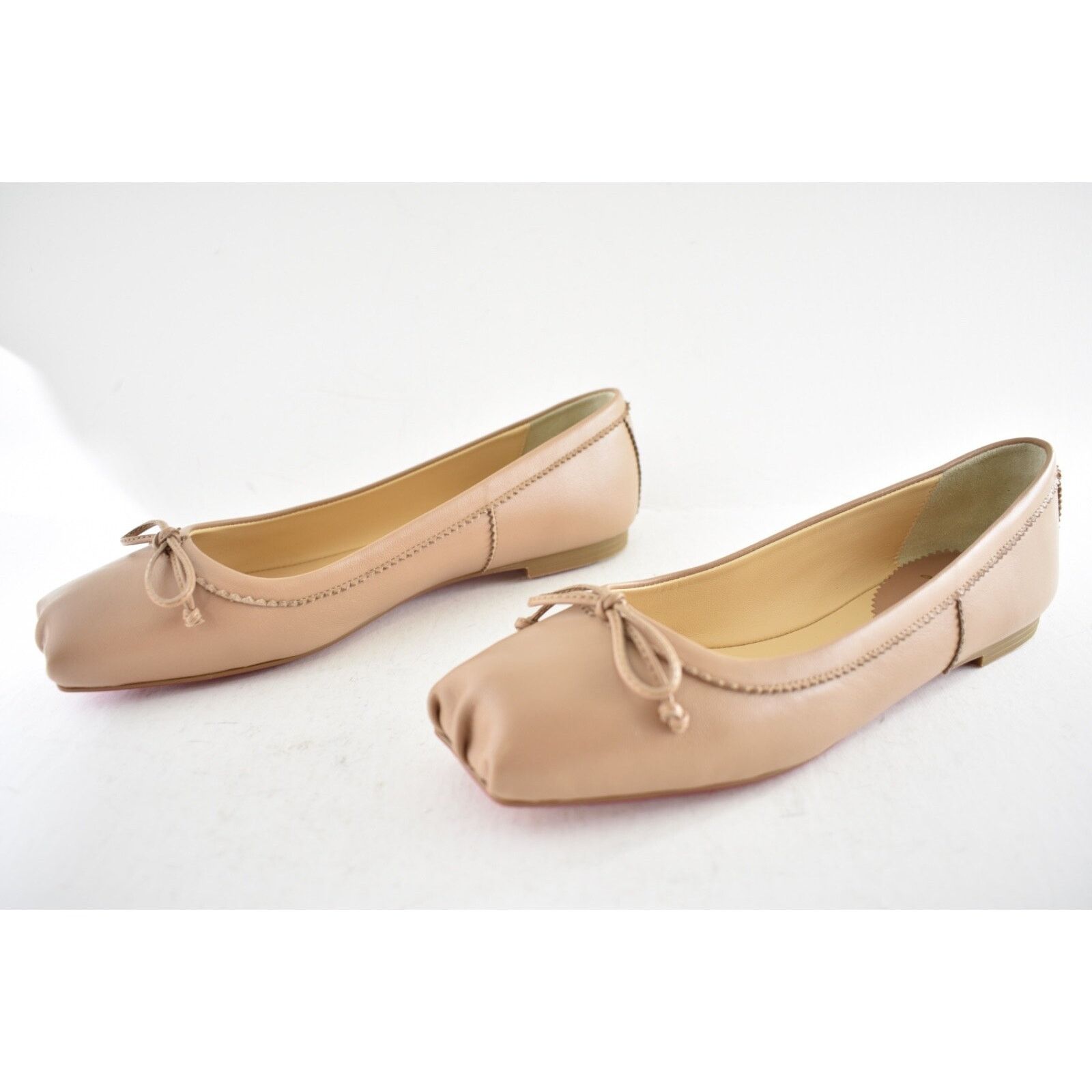 Christian Louboutin Christian Louboutin Mamadrague Flat Nude Blush Beige Size US 11 / IT 41 - 14 Thumbnail