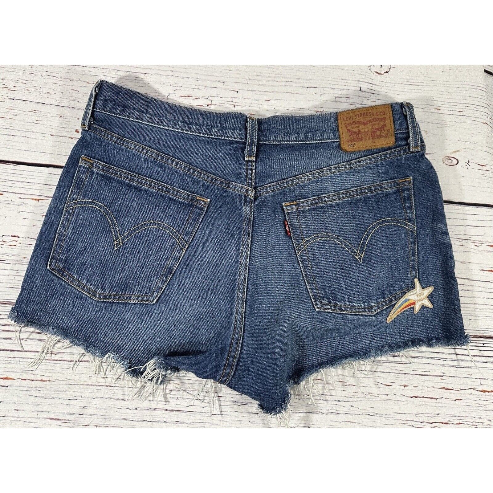 Levi's Levis 501 Blue Jean Shorts Patches Womens Size 31 Mid Rise D Size 31" - 2 Thumbnail