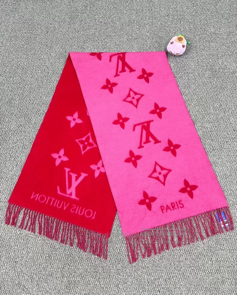 Louis Vuitton Louis Vuitton Pink logo printed double face cashmere scarf Size ONE SIZE - 1 Thumbnail
