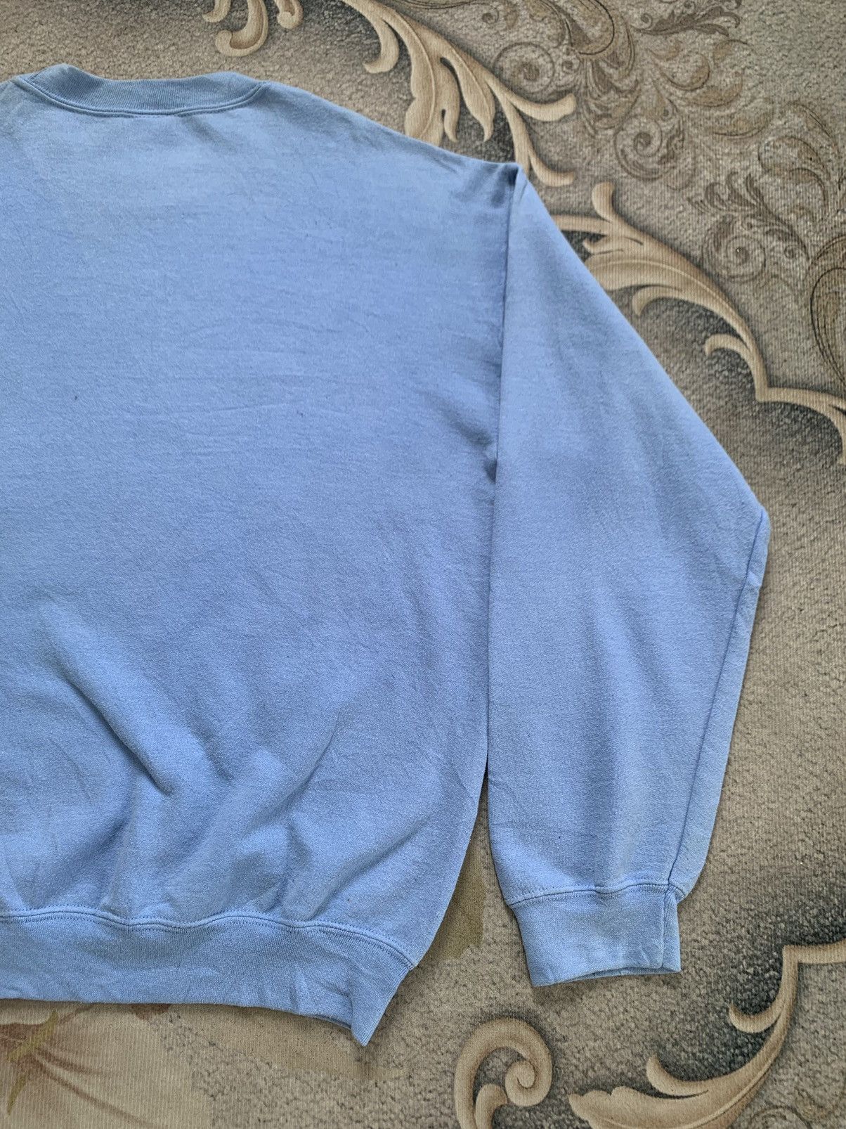 Gildan × Vintage Vtg Strawberry Festival 2011 Sweatshirt by Gildan Size US M / EU 48-50 / 2 - 8 Thumbnail