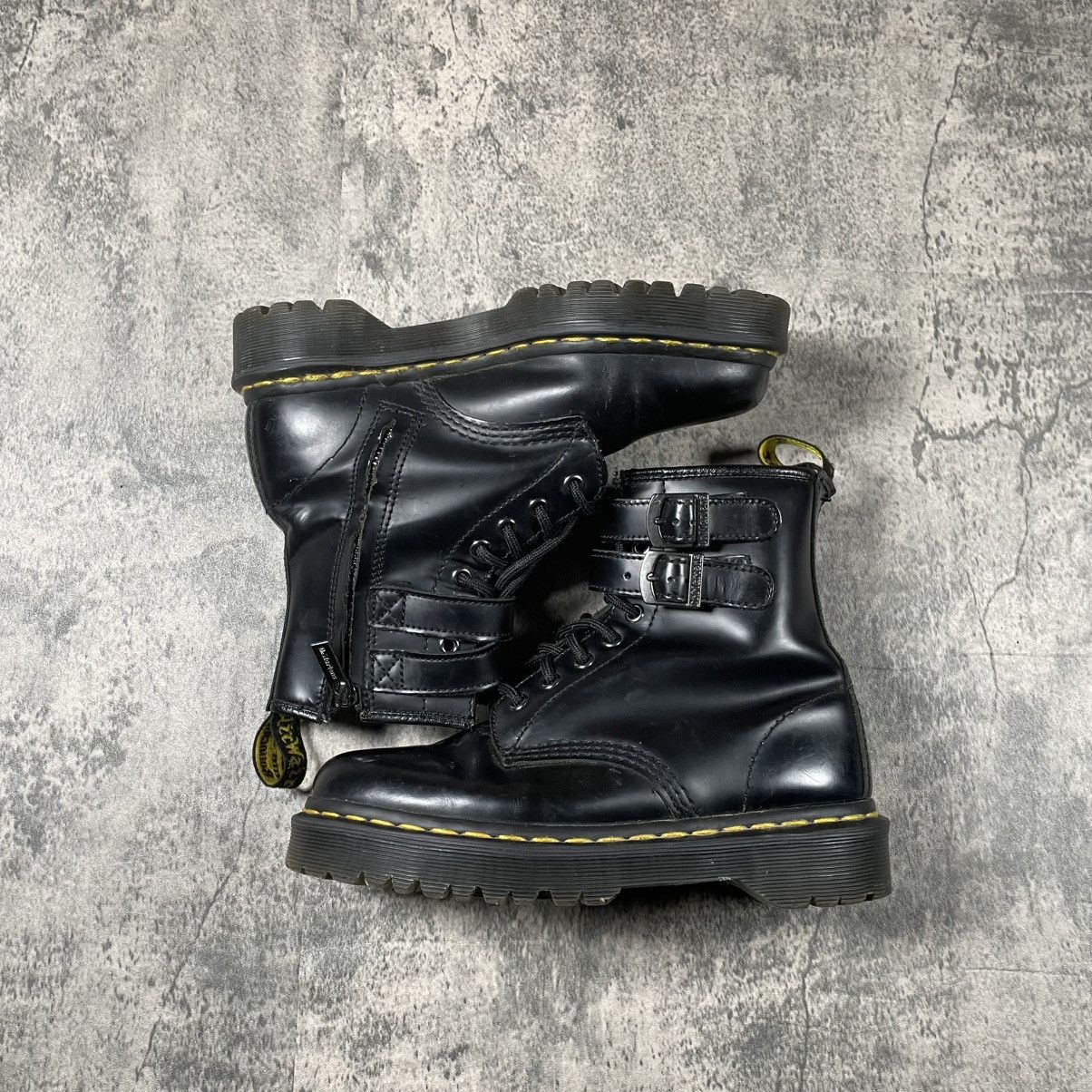Dr. Martens Dr. Martin 1460 Alt duel Buccal Boots Size US 6 / EU 39 - 1 Thumbnail
