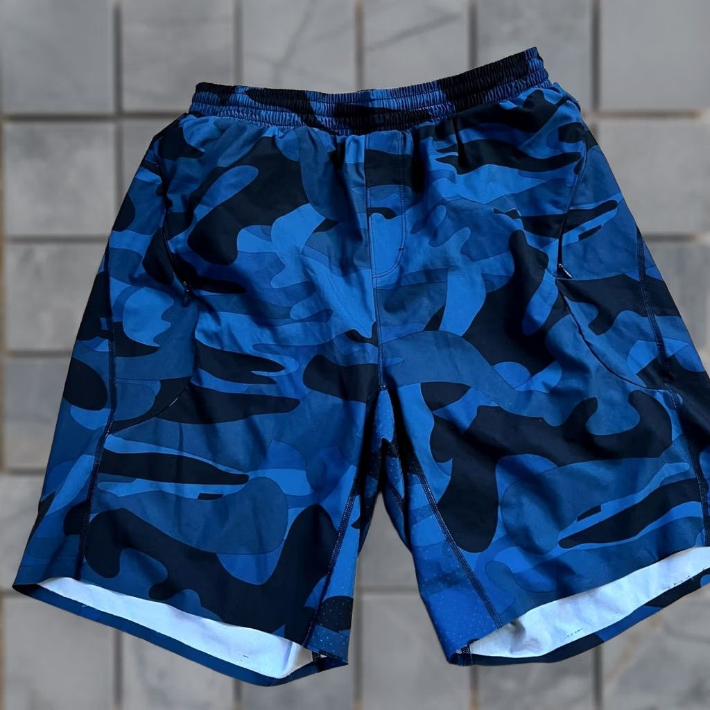 Vintage Zyia Active Mens XL Blue Camo Lined Stretch Zip Pockets Shorts Size US 36 / EU 52 - 1 Thumbnail