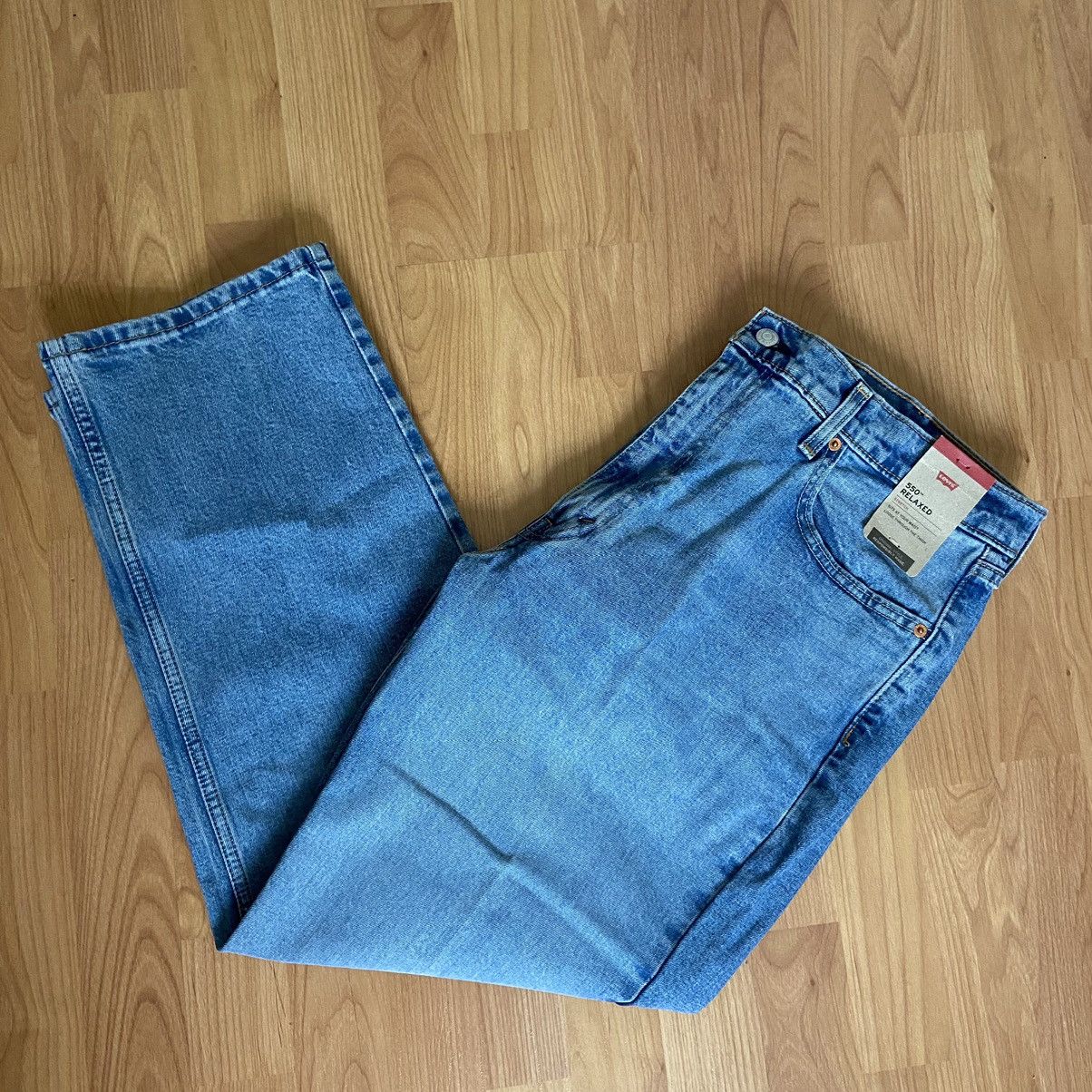 Levi's NWT Levi’s Men’s 550 Relaxed Jeans Size 38x29 Size US 38 / EU 54 - 3 Thumbnail