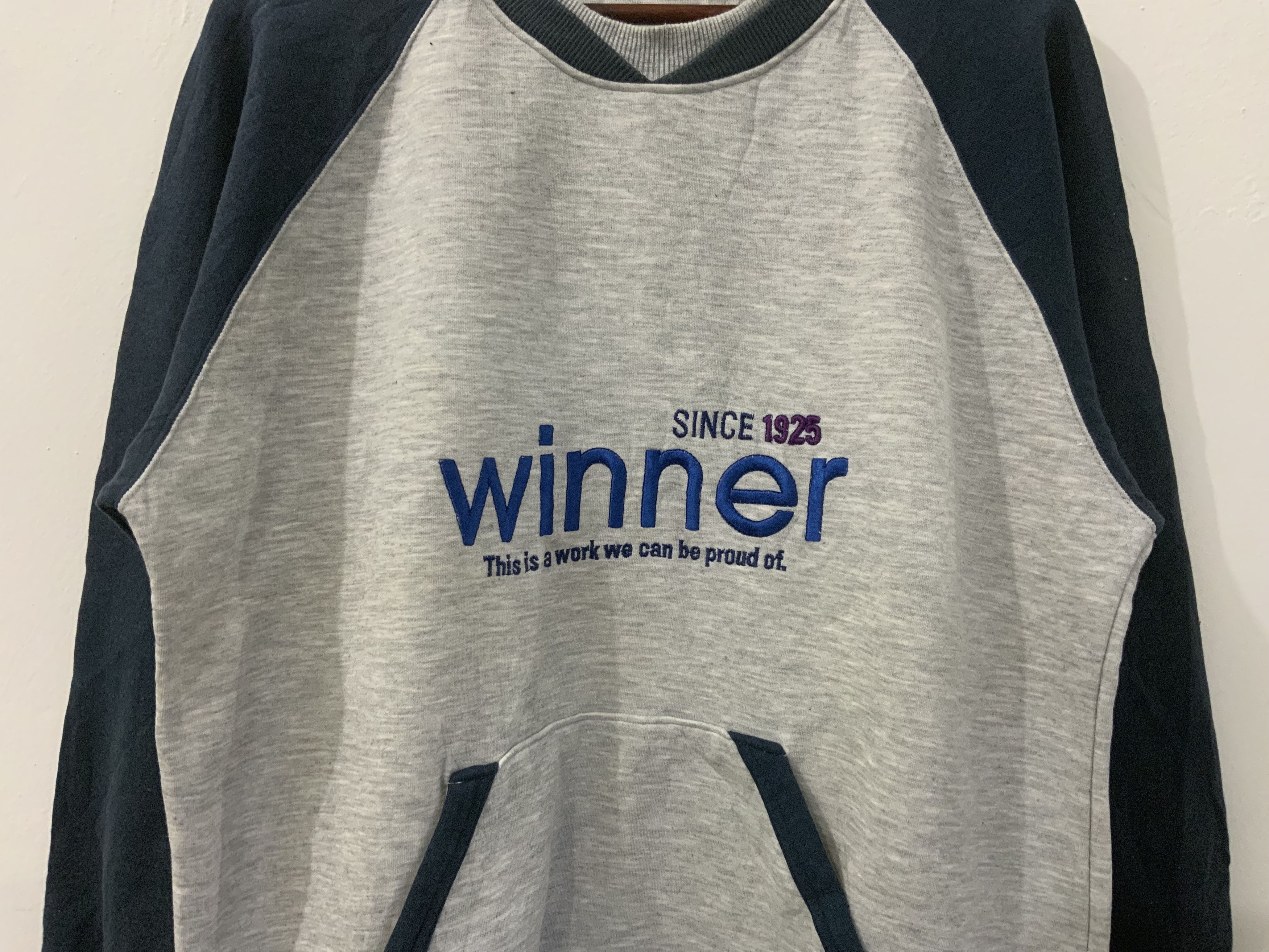 Designer Grow Well Raglan Winner Sweatshirt Size US L / EU 52-54 / 3 - 4 Thumbnail