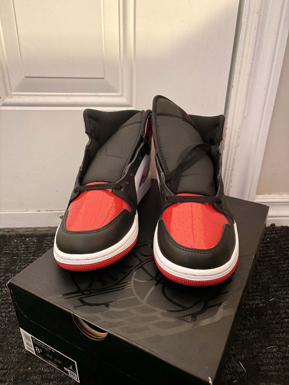 Jordan Brand Jordan Air Jordan 1 Mid SE Size US 8.5 / EU 41-42 - 4 Thumbnail