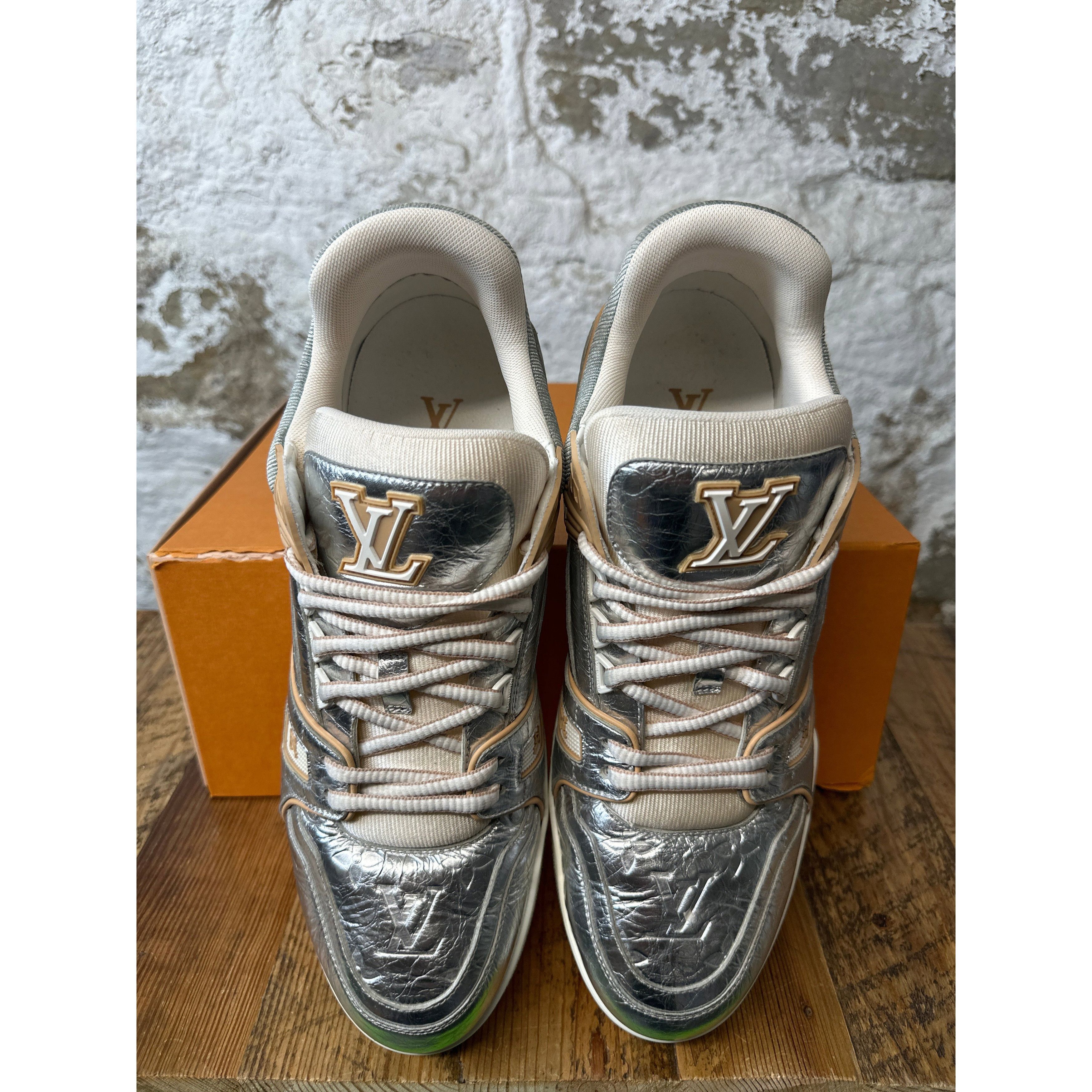 Louis Vuitton Louis Vuitton Tan Silver Trainer Sneaker Sz 11.5 (10LV) Size US 11.5 / EU 44-45 - 3 Thumbnail