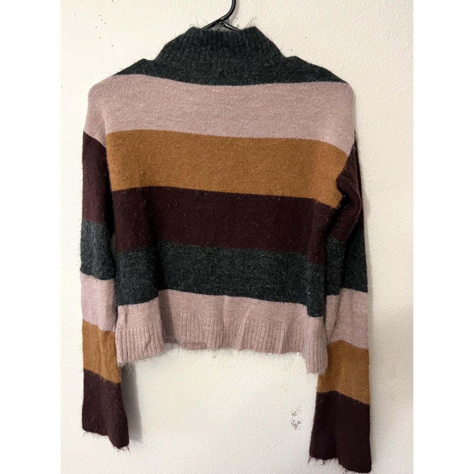 Express Express Womens Small Crop Top Sweater Colorful Striped Cotton Acrylic Mock Neck Size S / US 4 / IT 40 - 2 Thumbnail