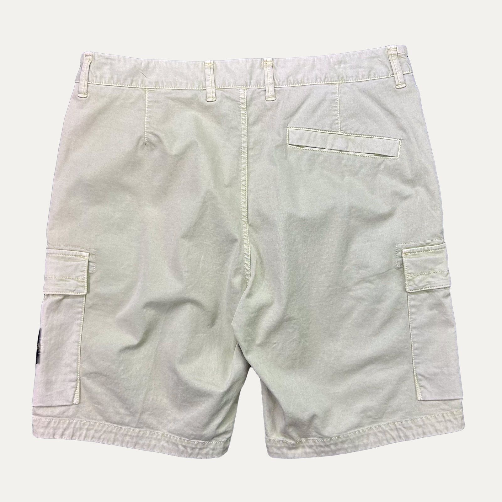 Stone Island Stone Island Bermuda Cargo Short Size 32" / US 10 / IT 46 - 2 Thumbnail