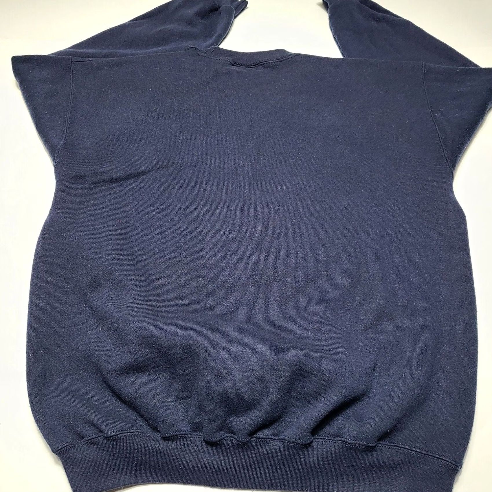 Vintage VINTAGE Notre Dame Fighting Irish Graphic Sweatshirt L Men's Blue 90s Crew Neck Pullover Sweatshirt Size US L / EU 52-54 / 3 - 7 Thumbnail