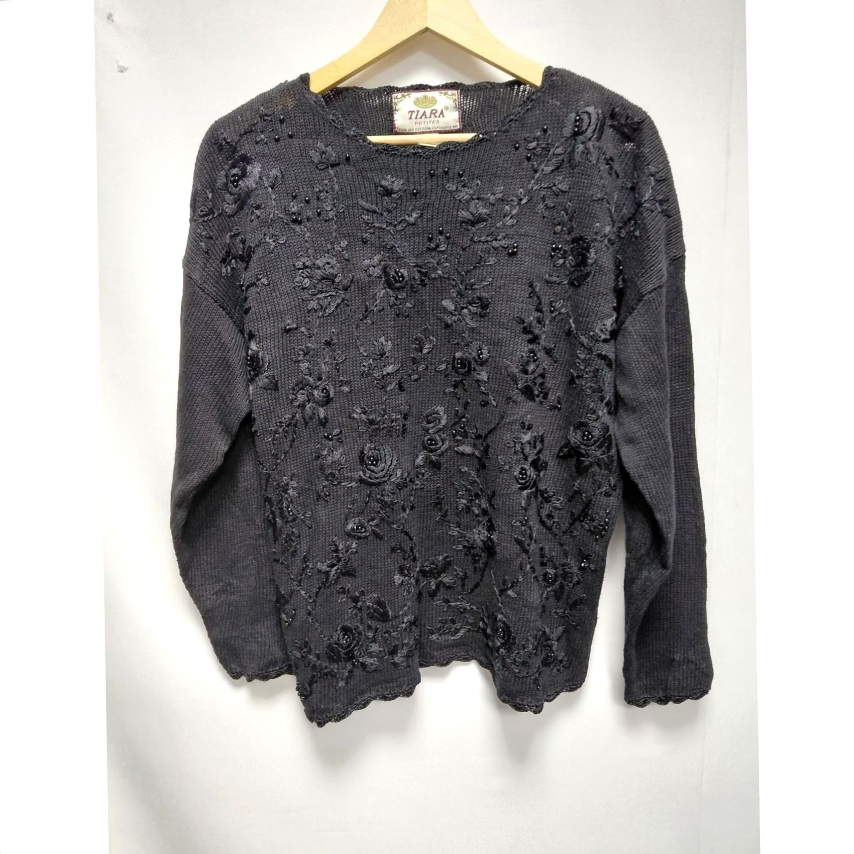 Vintage VINTAGE TIARA PETITES Sweater Women PM Ramie Cotton Black Floral Knit Crew Neck Long Sleeve Casual Pullover - Hand Wash Only Women Vintage 1990s Size M / US 6-8 / IT 42-44 - 2 Thumbnail
